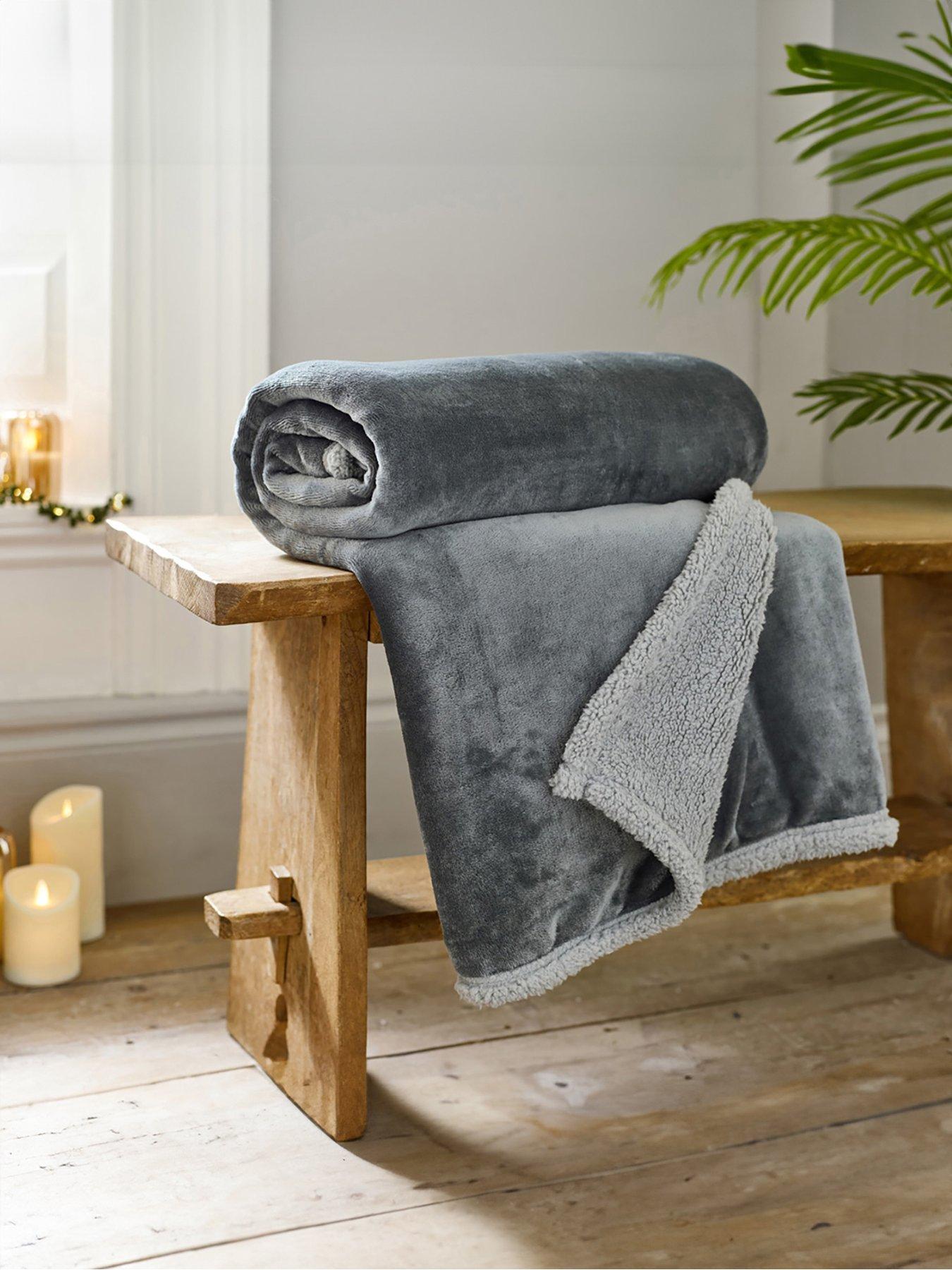 undefined Hazelwood Sherpa Throw 130x170cm