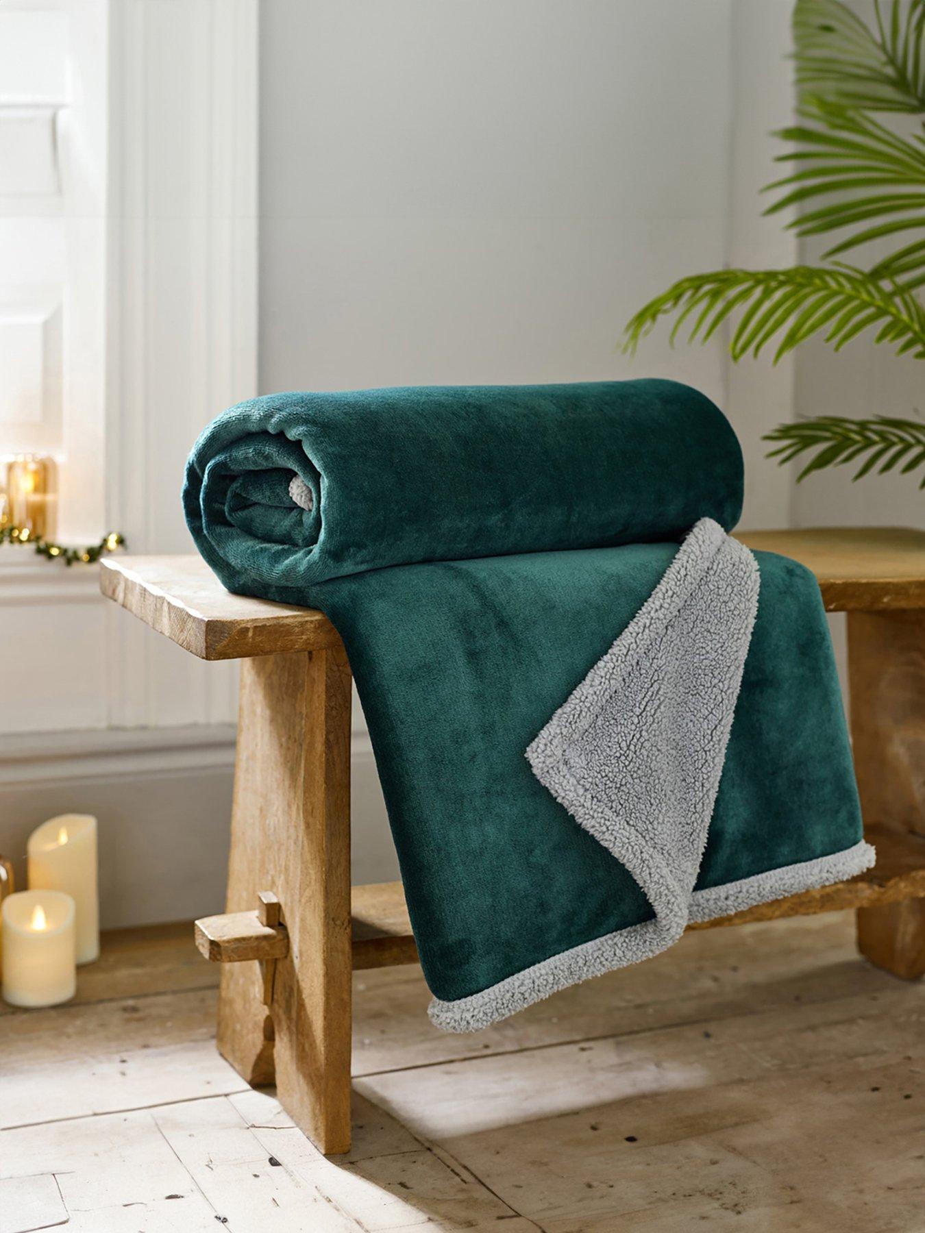 Deyongs Hazelwood Sherpa Throw 130x170cm