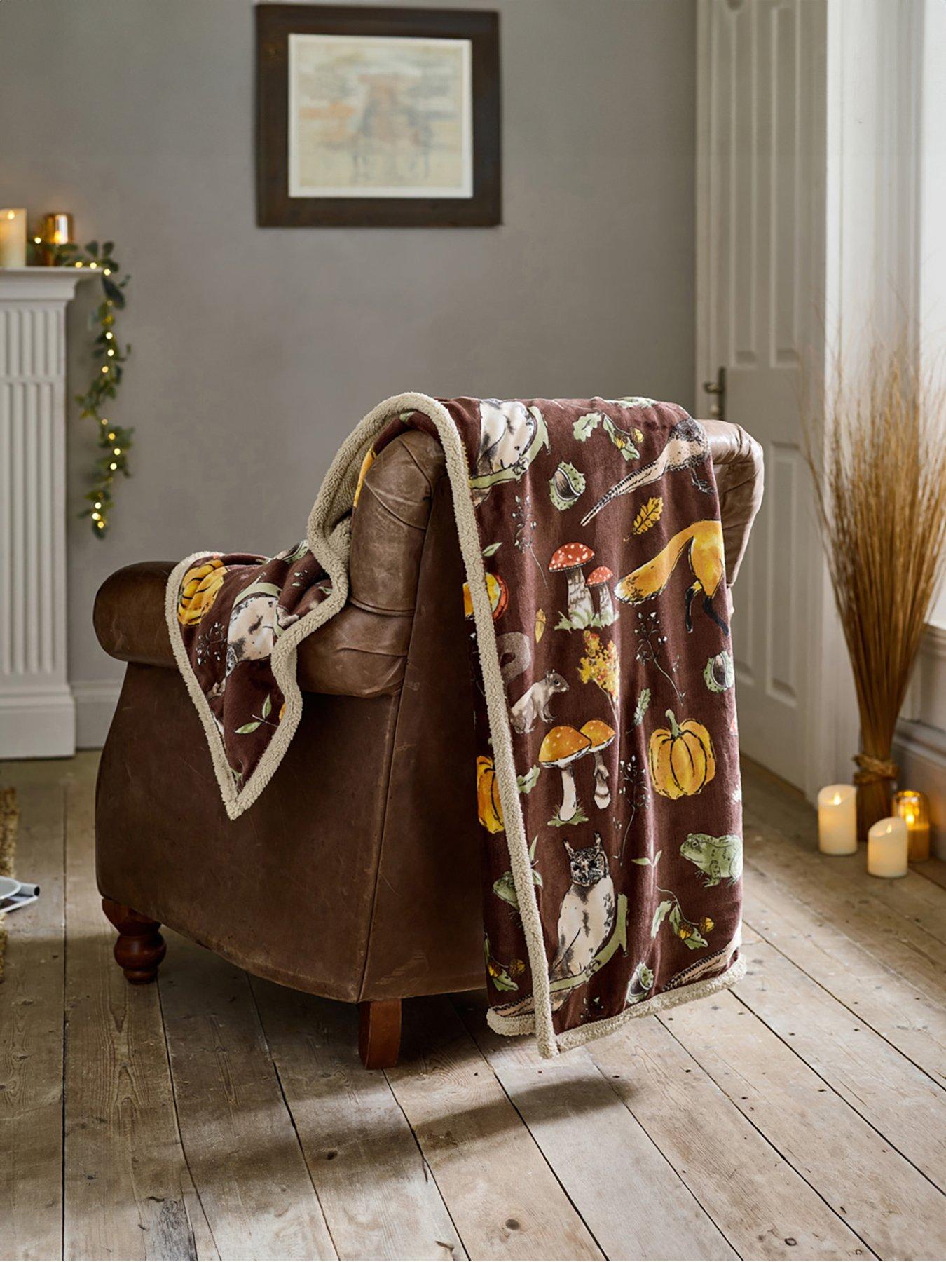 Deyongs Autumn Animals Sherpa Throw 130x170cm