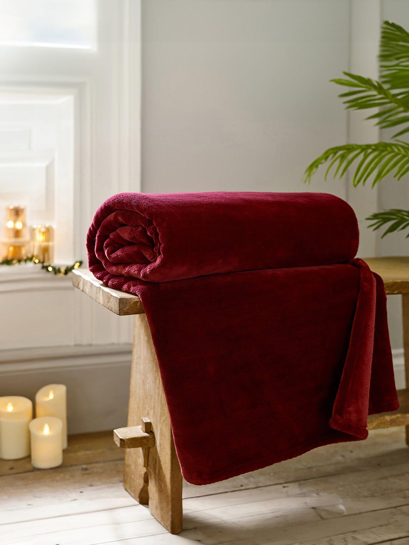 The Lyndon Co Coco Touch Plain Throw 140x180cm