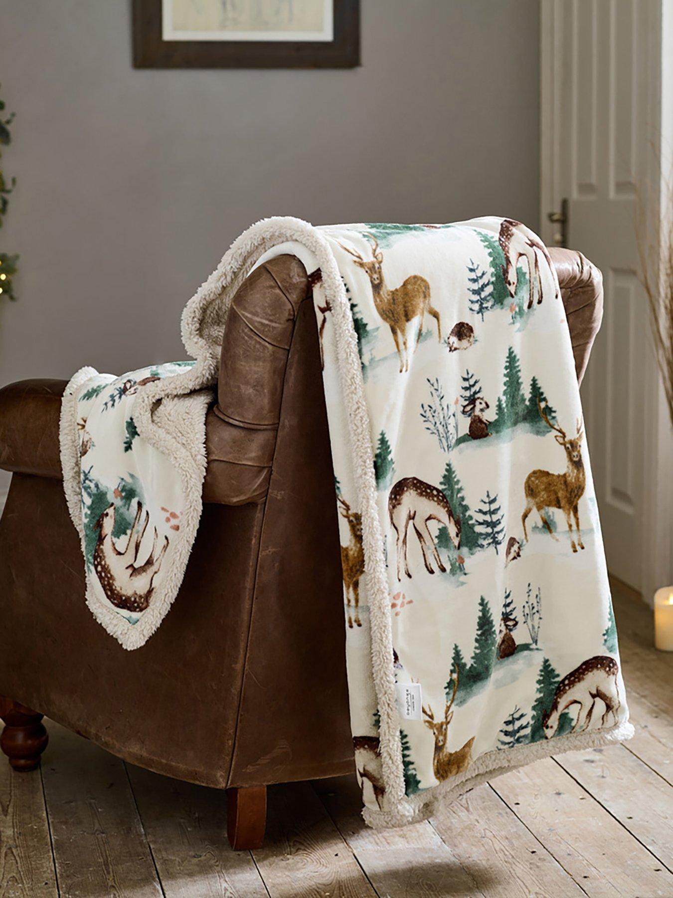 undefined Winter Deers Sherpa Throw 140x180cm