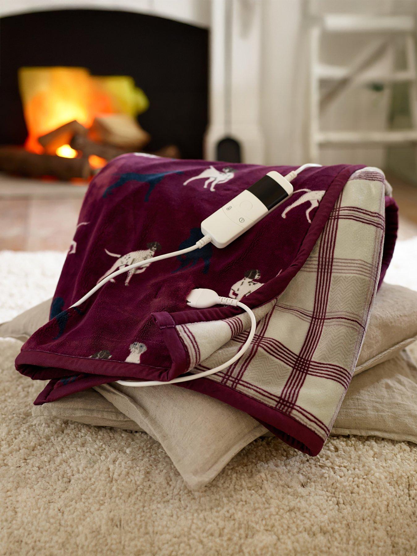 The Lyndon Co Heated Throw - Hounds 140x180cm