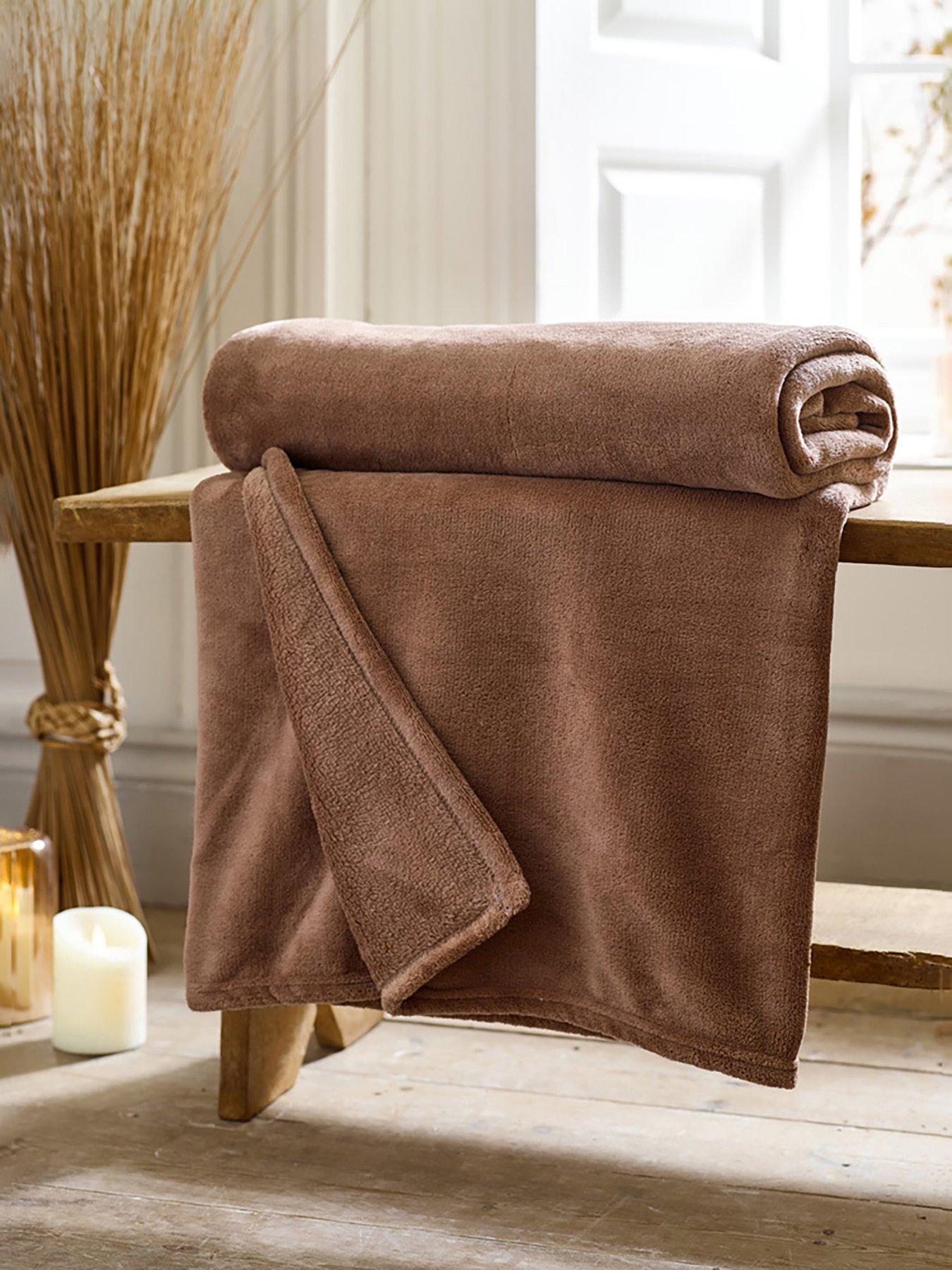 undefined Snuggle Touch Throw 140x180cm