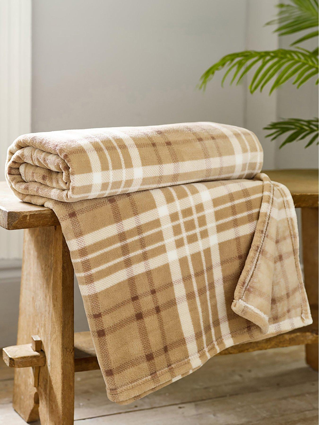 undefined Snuggle Touch Check Throw 140x180cm