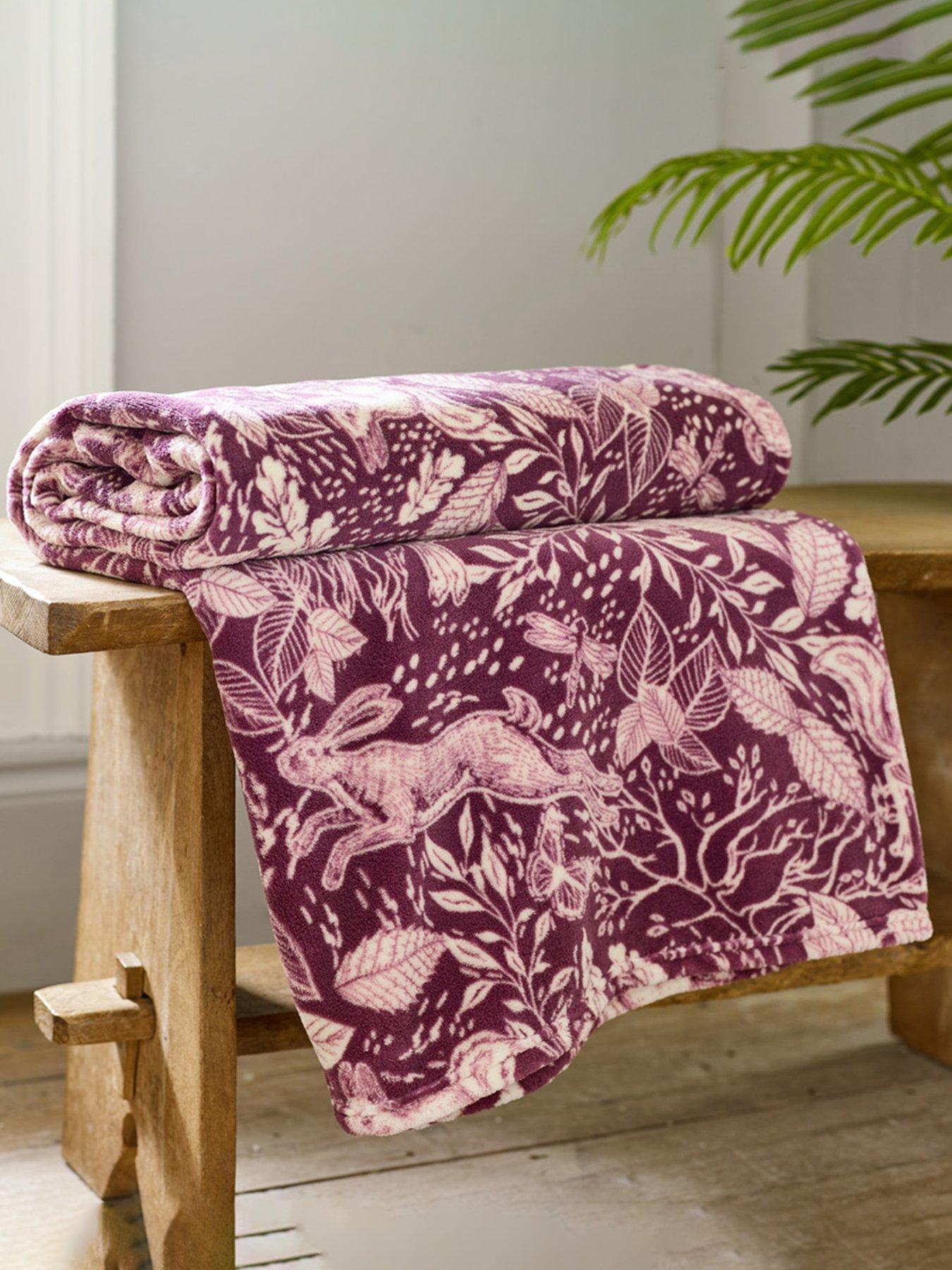 undefined Snuggle Touch Hidden Forest Throw 140x180cm