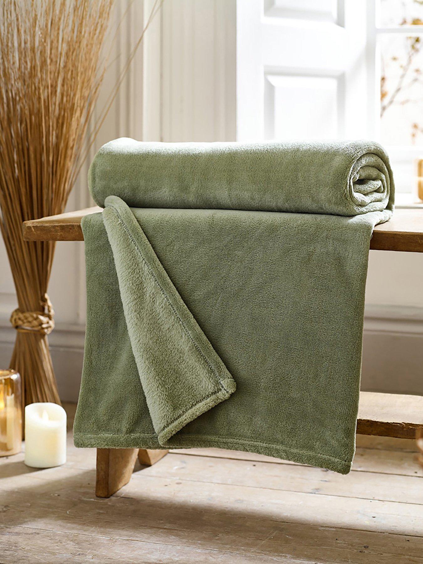 undefined Snuggle Touch Hidden Forest Throw 140x180cm