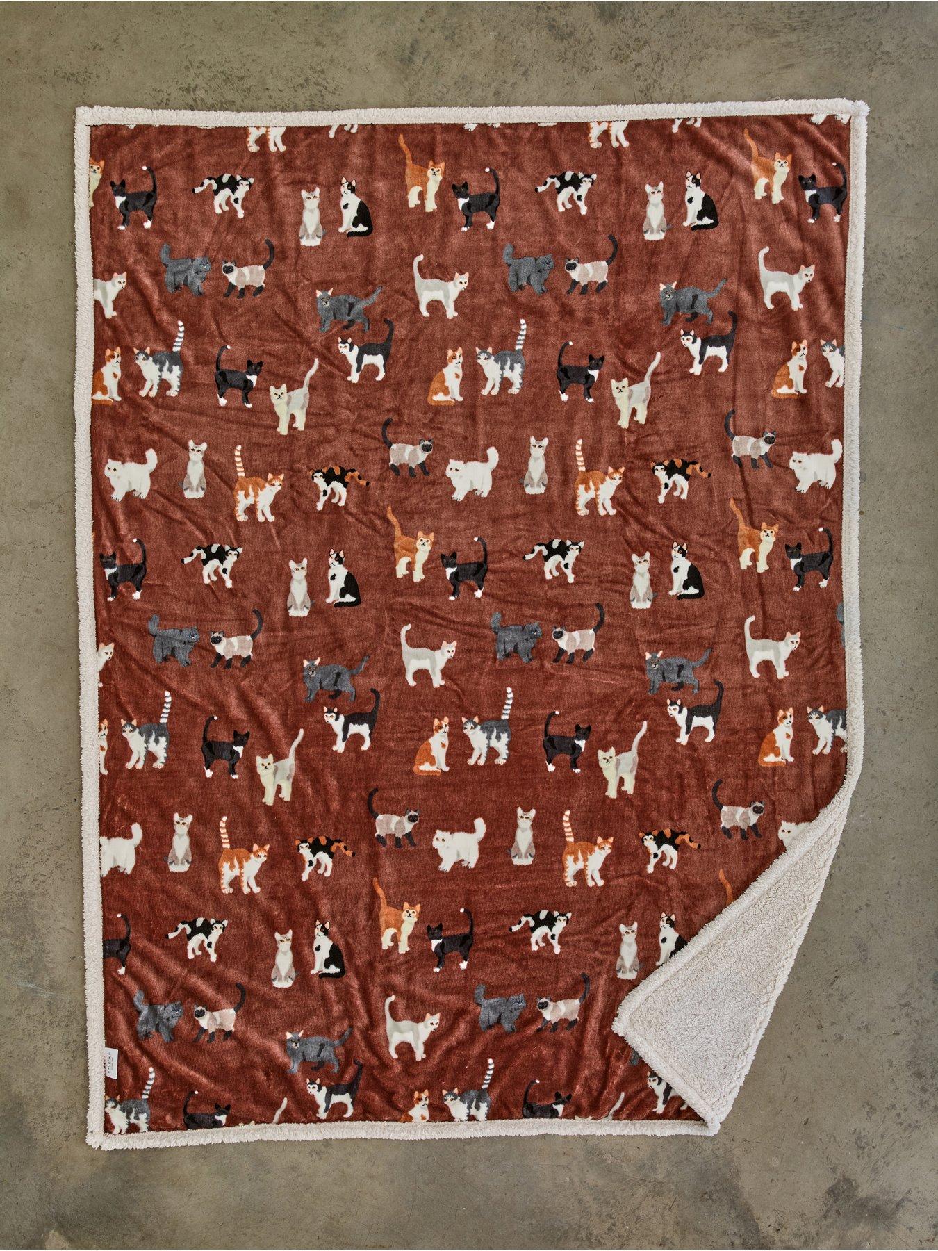 Image 3 of 3 of Deyongs Mixed Kitty Sherpa Throw 140x180cm