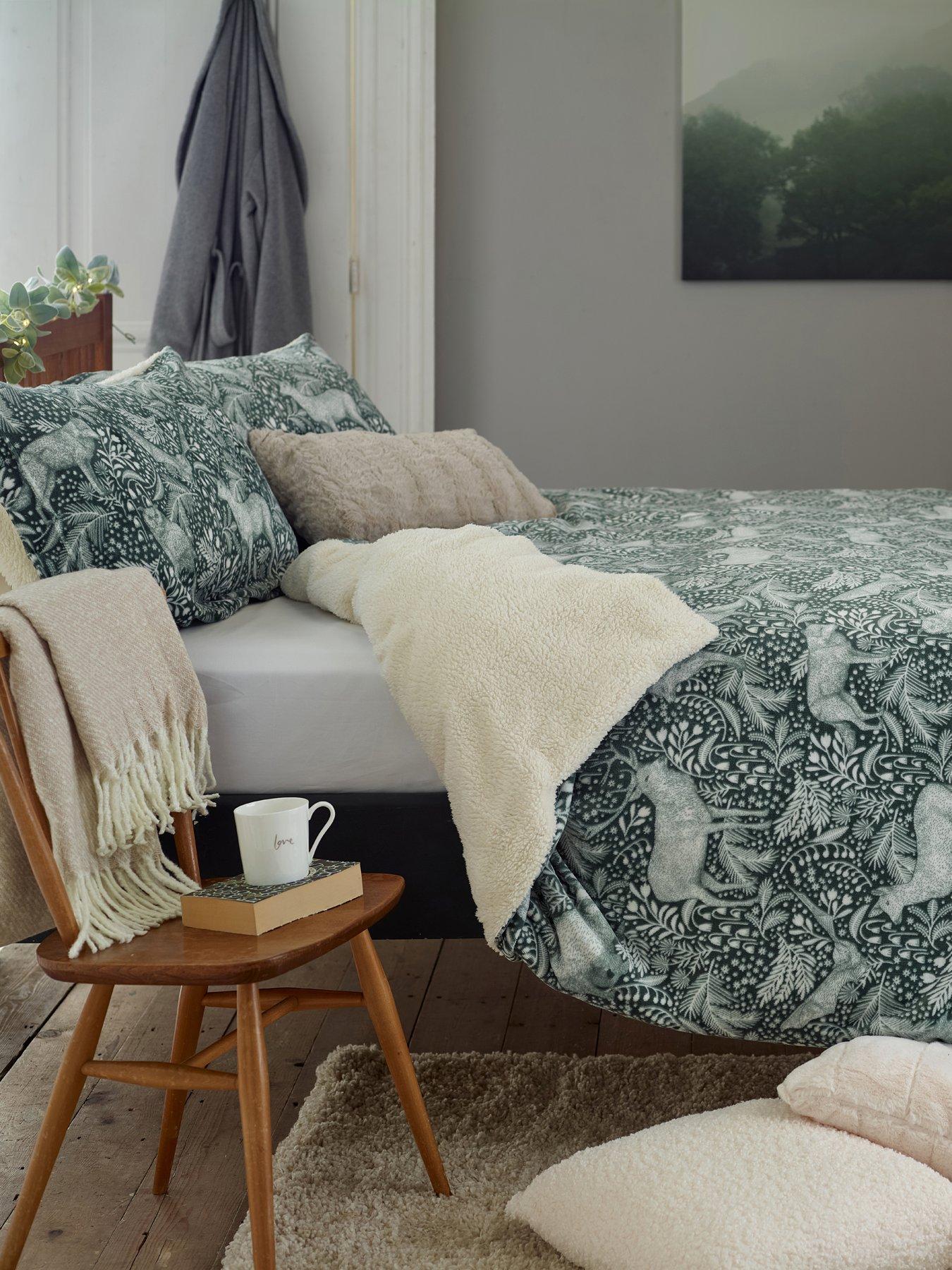 undefined Woodland Folk Sherpa Throw 140x180cm