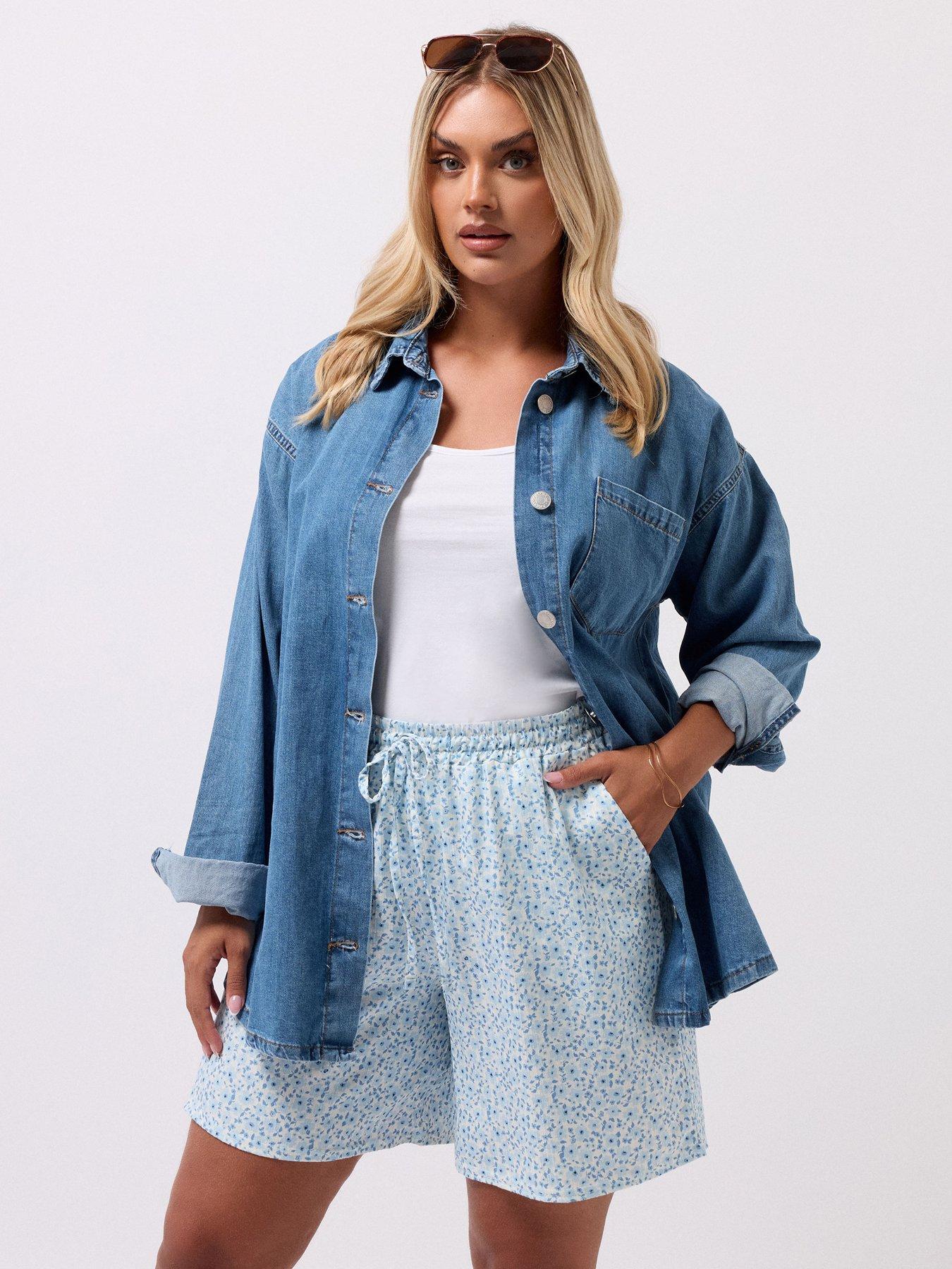 undefined Curve Ditsy Crinkle Shorts - Blue