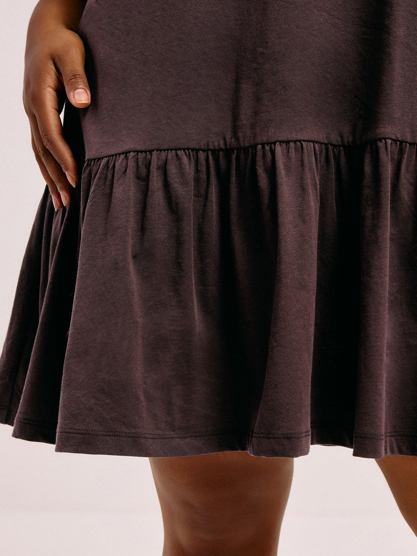 Image 4 of 5 of Yours Curve Peplum Drop Shoulder Dress - Brown