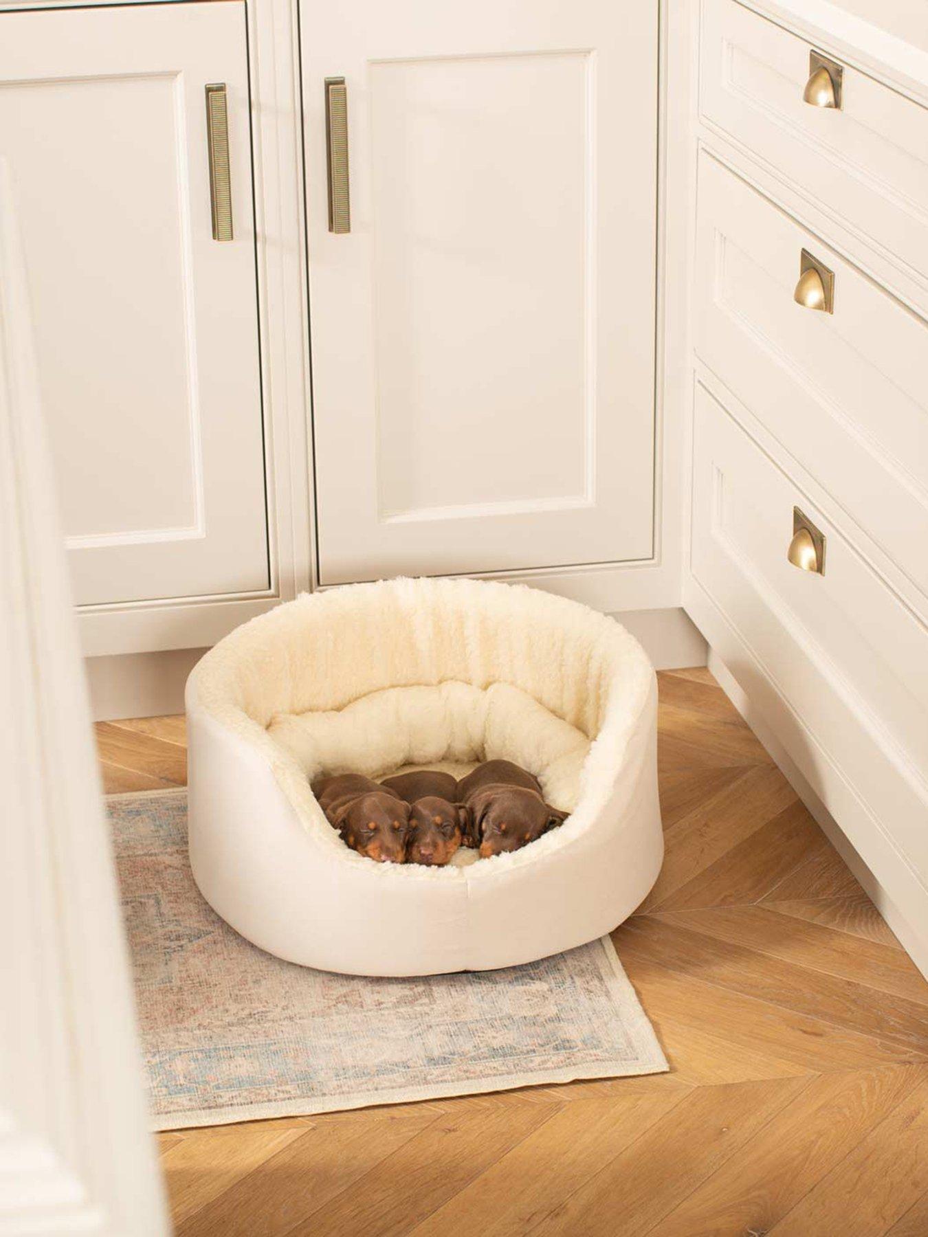 Lords and Labradors Grow With Me Puppy Bed Cream