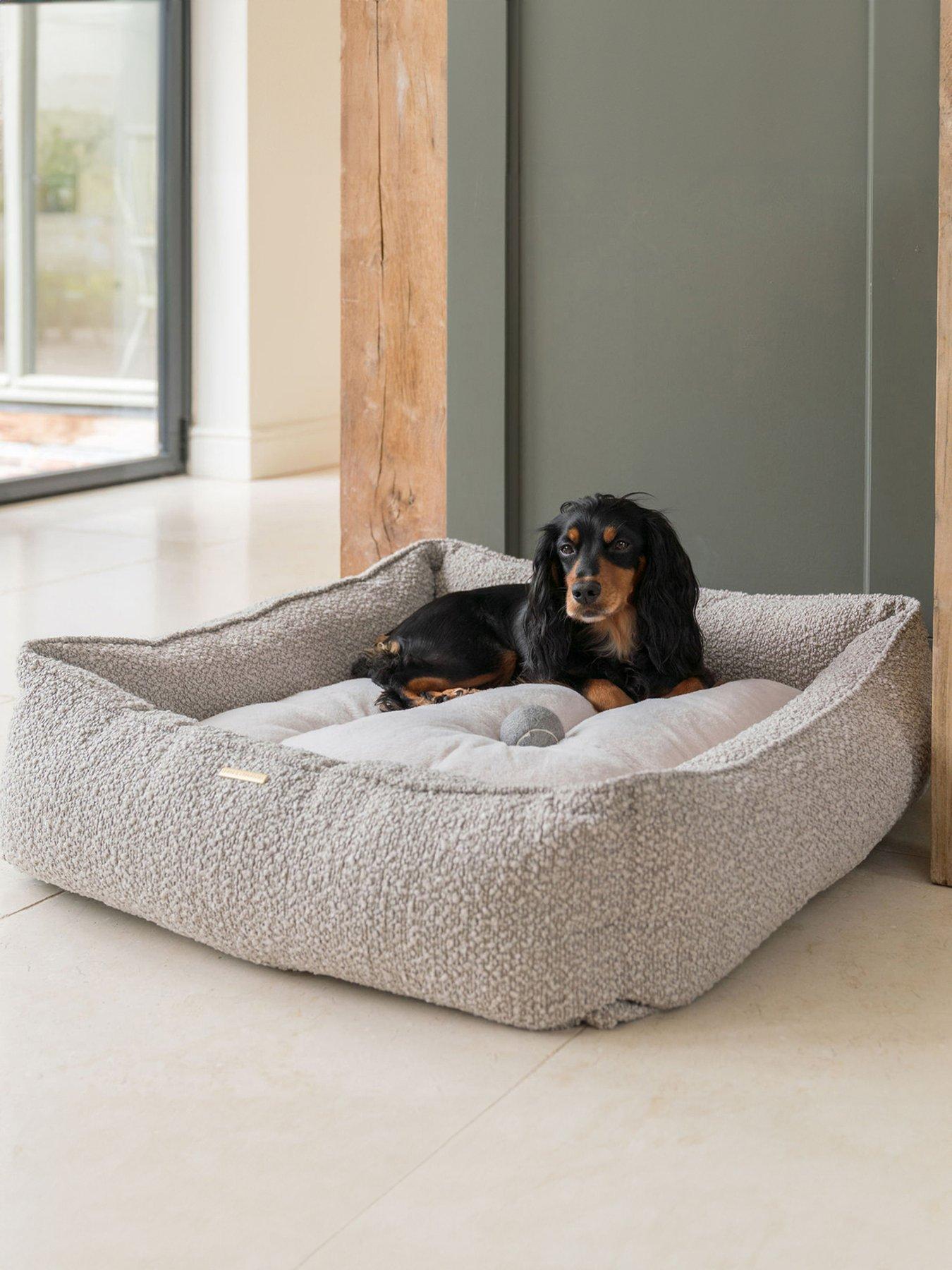 Lords and Labradors Boucle Box Bed For Dogs Mink