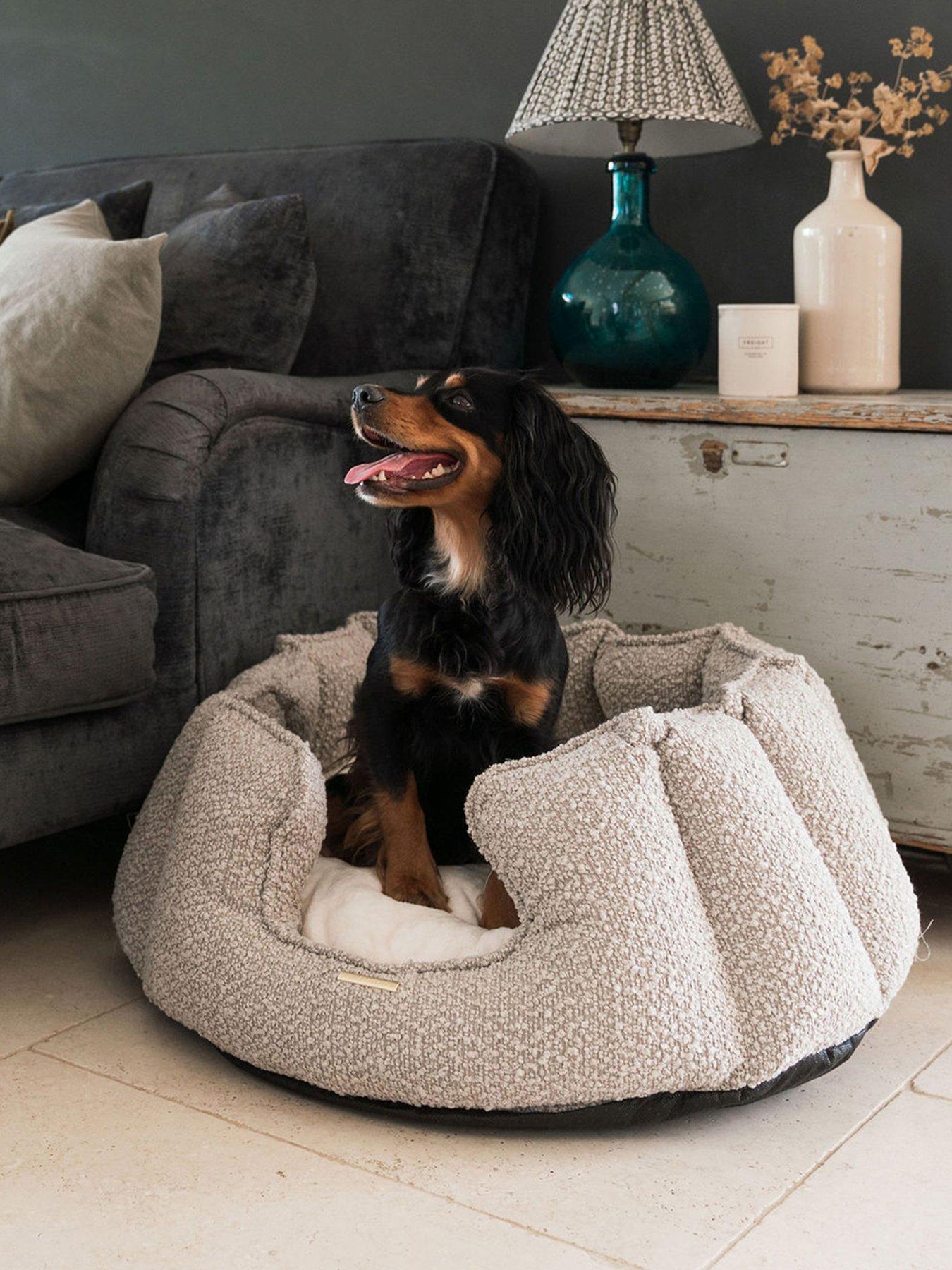 Lords and Labradors High Sided Boucle Dog Bed Mink