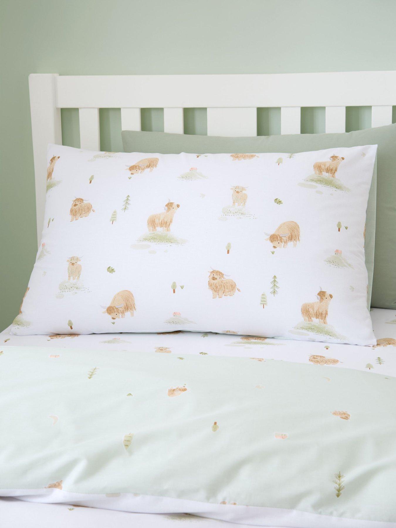 Image 5 of 7 of Bianca Mini Moo Duvet Set