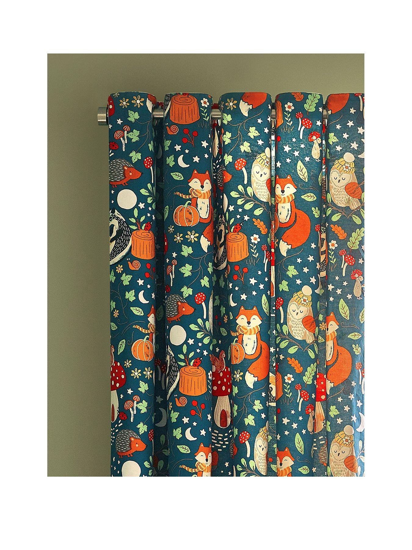 Image 2 of 4 of Catherine Lansfield Fox And Woodland Friends Curtains- 66x72 Inch