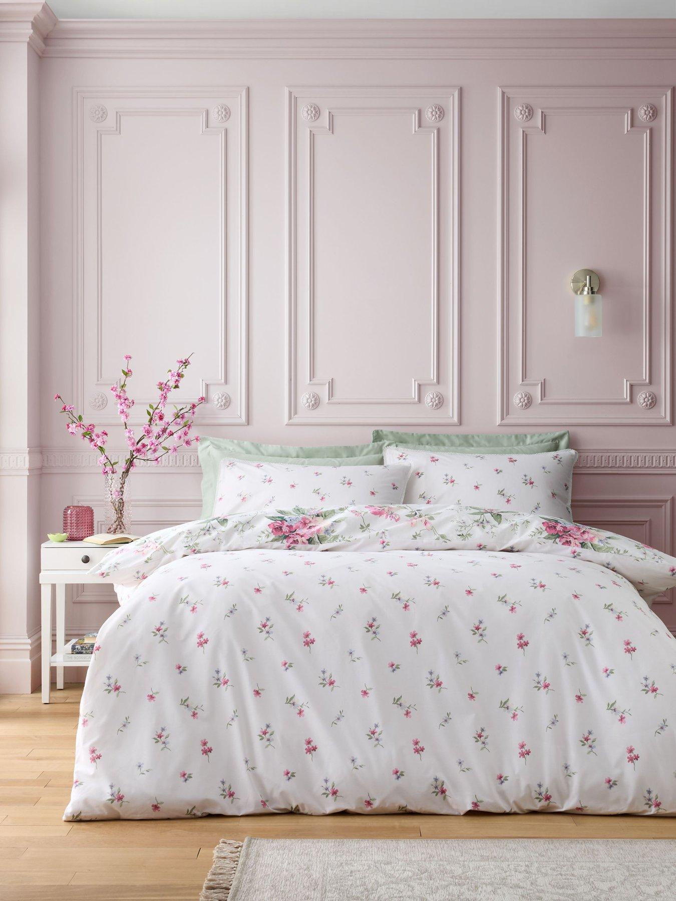 Image 4 of 7 of Bridgerton by Catherine Lansfield Penelope Floral Duvet Set