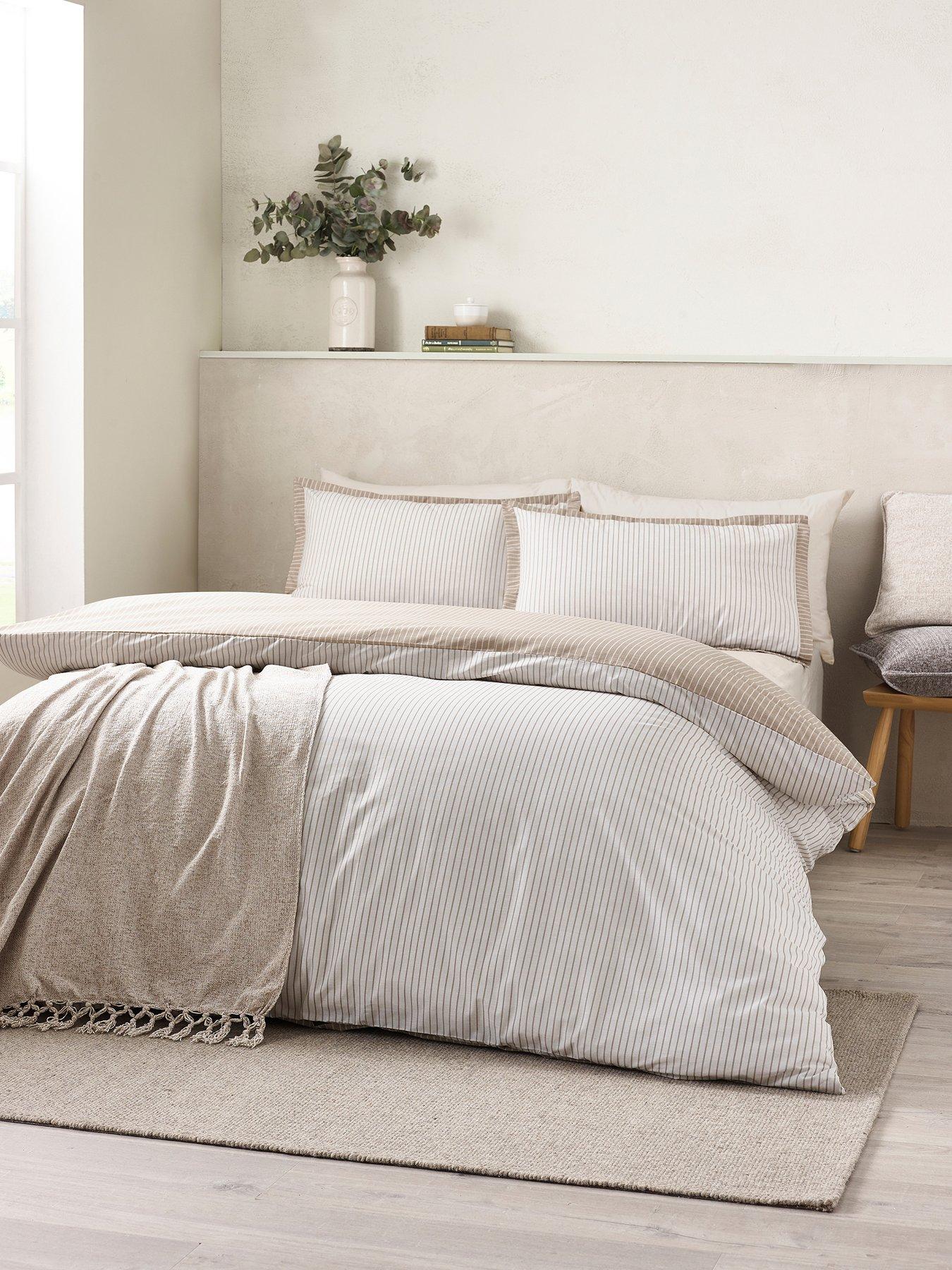 Catherine Lansfield Oxford Pinstripe Duvet Set - Natural