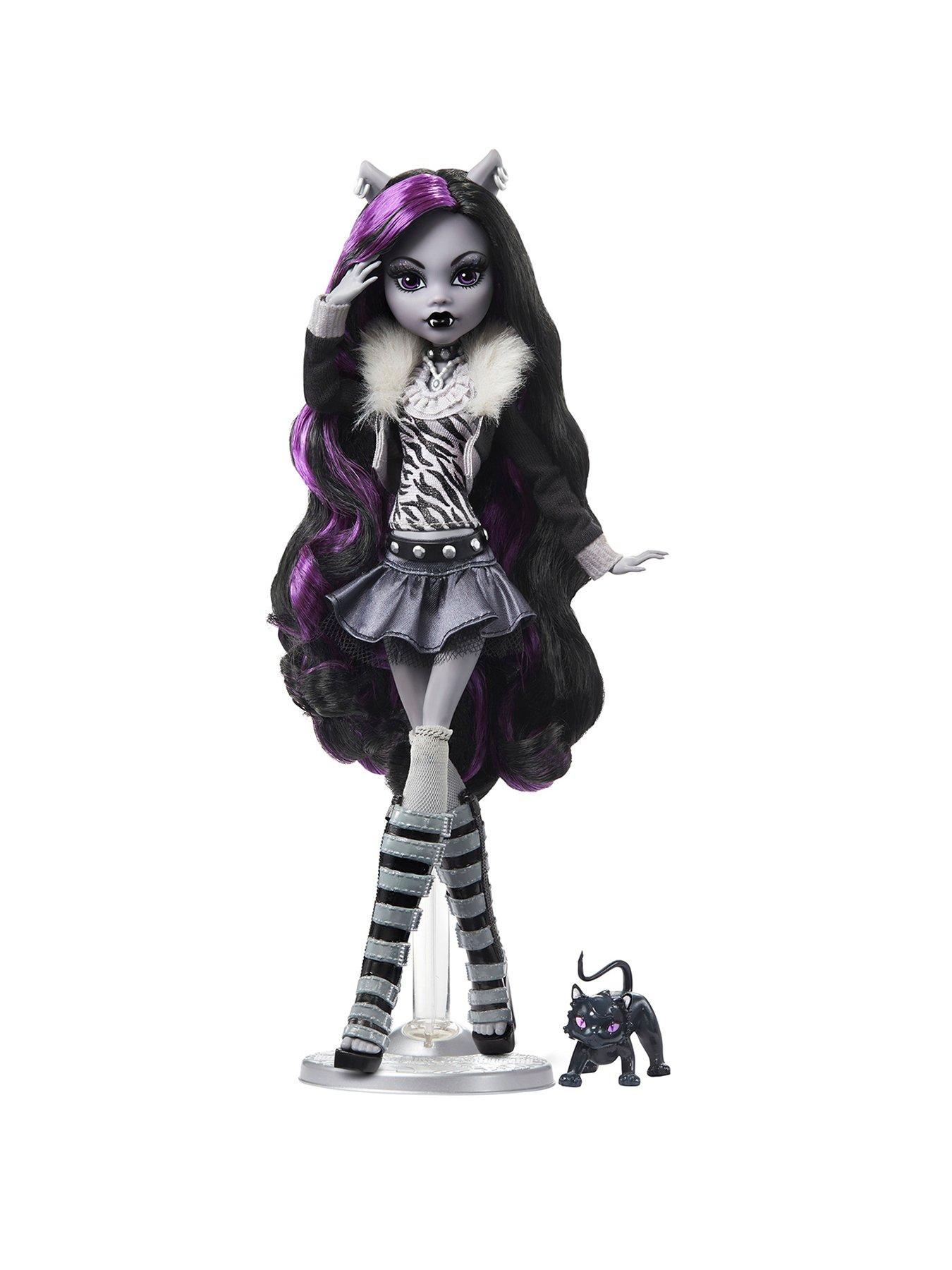 undefined Monster High Doll Reel Drama Clawdeen Wolf