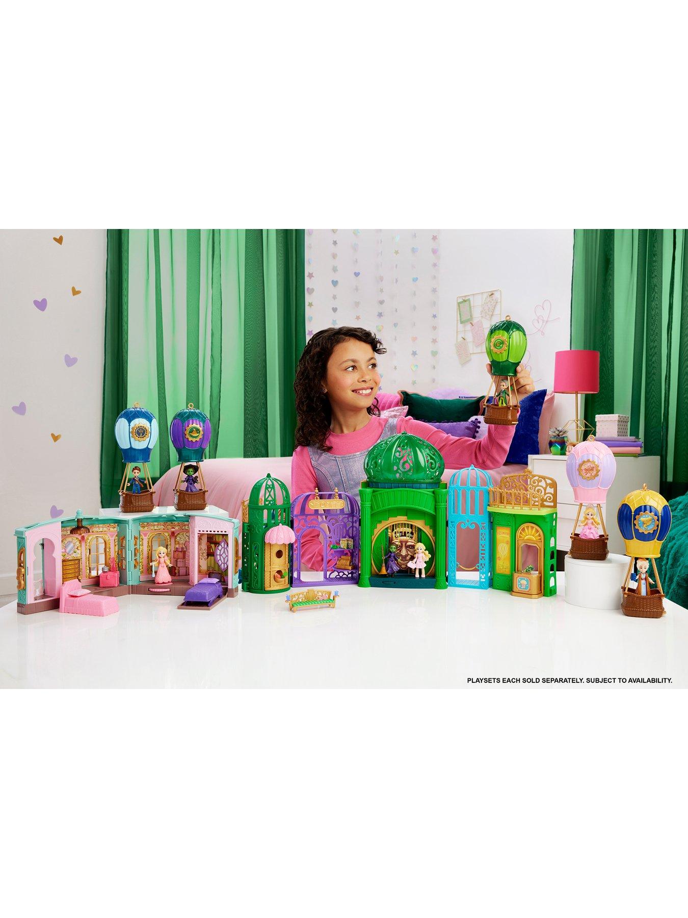 Image 7 of 7 of Wicked Entertainment New World Small Doll Playset