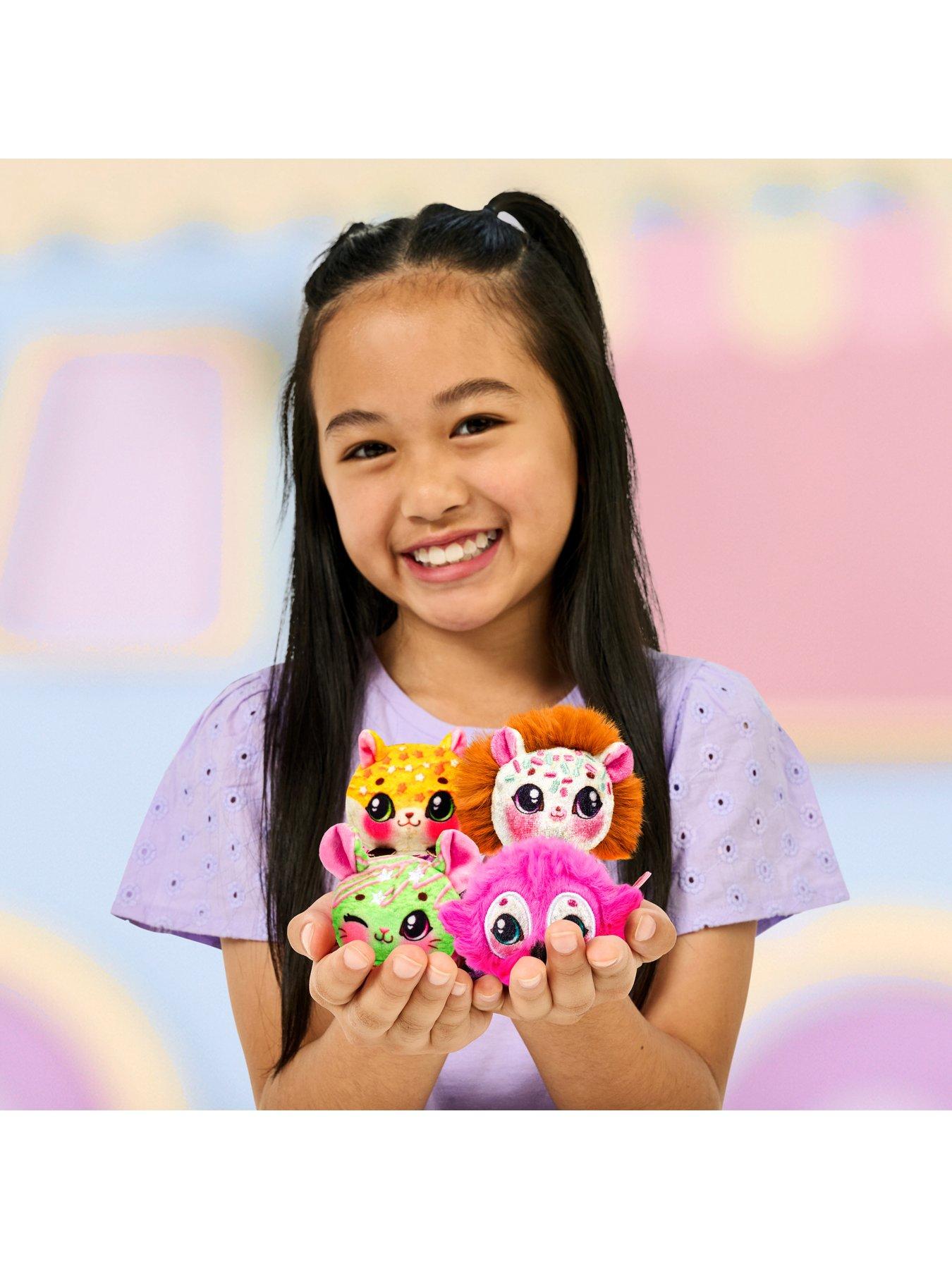 Cookeez Makery Yum Yumz Season 2 - 2 Pack of Surprise Scented