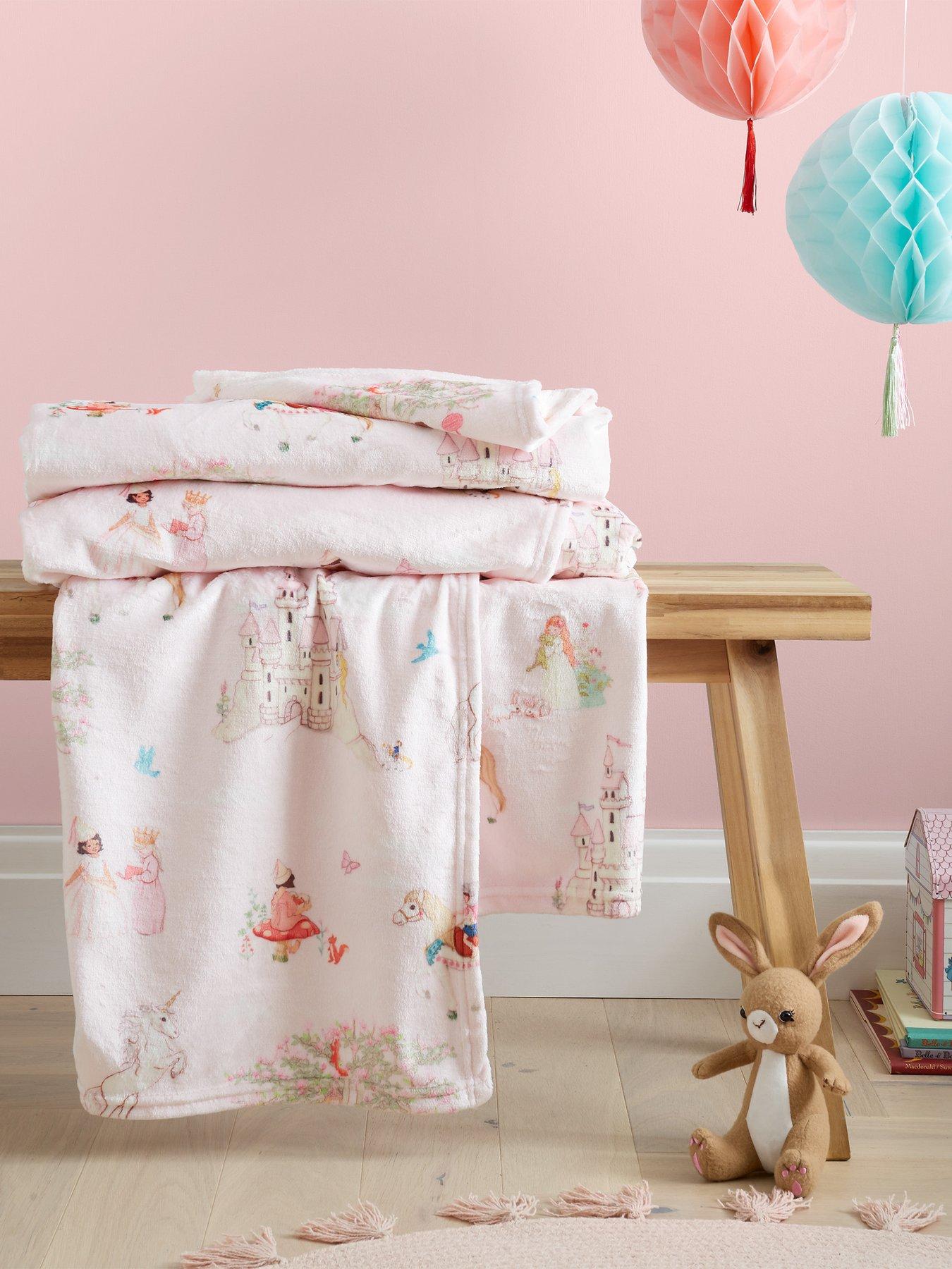 Belle & Boo Fairytale Throw- 150x200cm