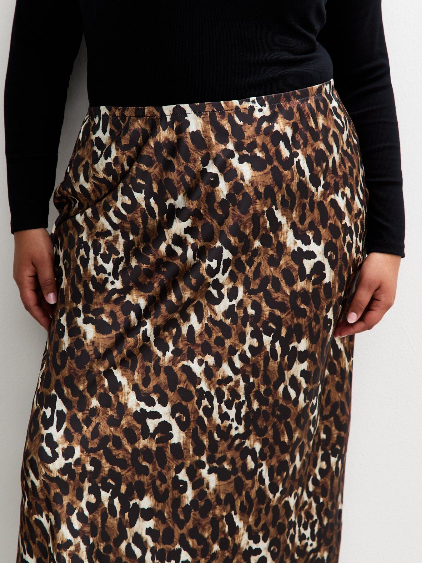 Image 4 of 5 of New Look Curves Brown Leopard Print Bias Cut Midi Skirt
