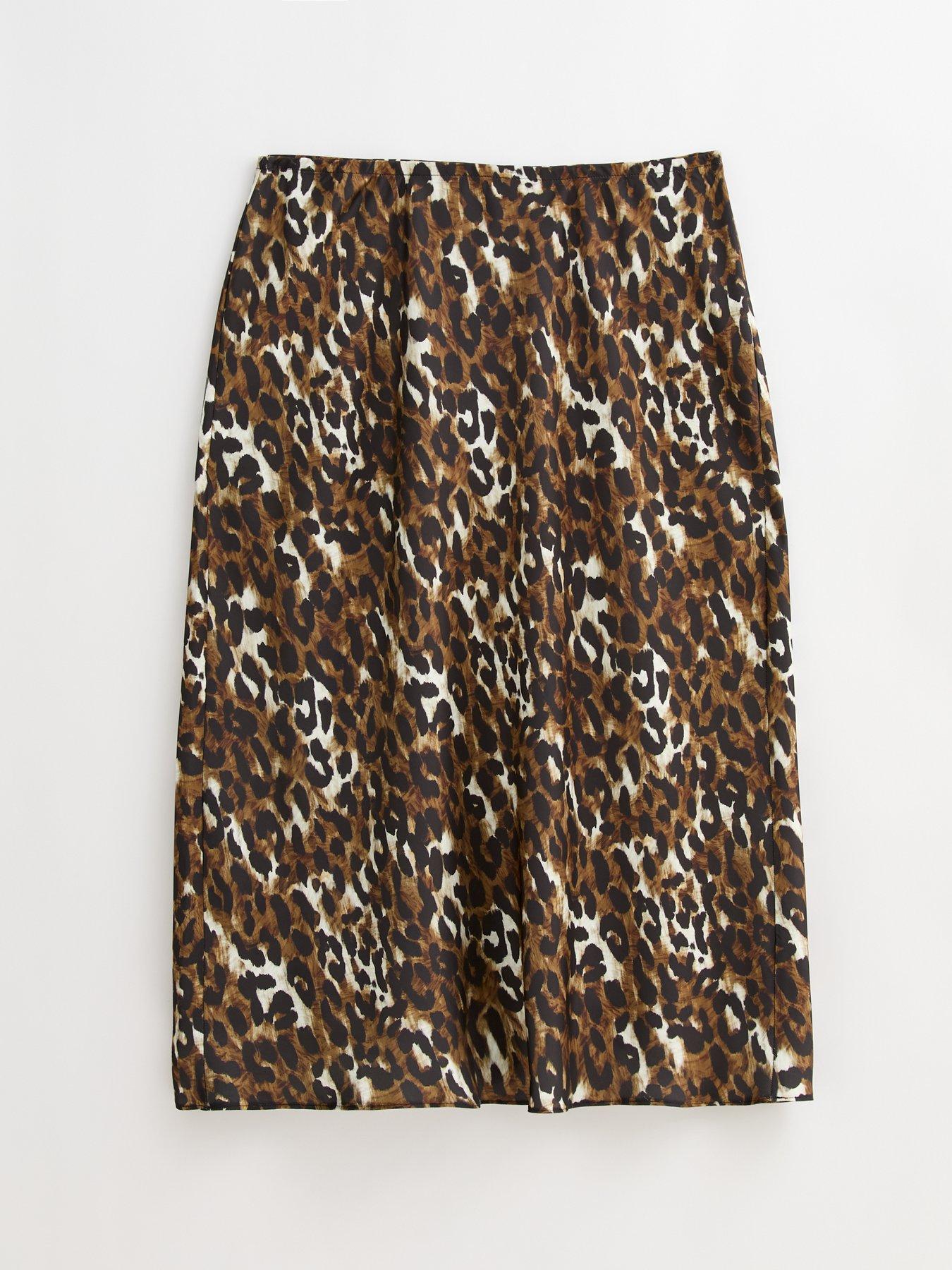 Image 5 of 5 of New Look Curves Brown Leopard Print Bias Cut Midi Skirt