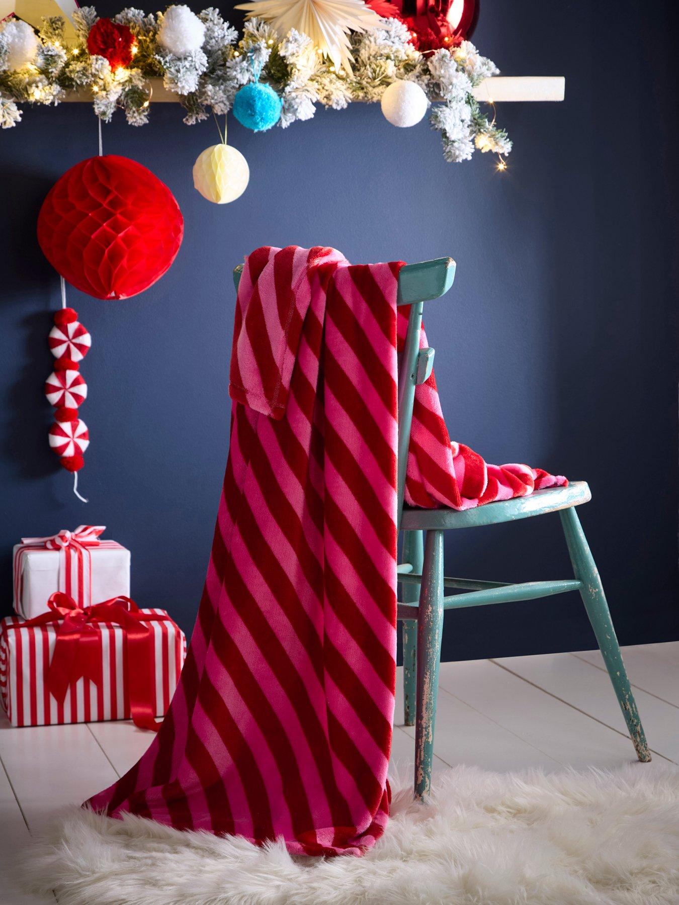 undefined Candy Stripe Throw - Fleece 120 X 150cm Throw