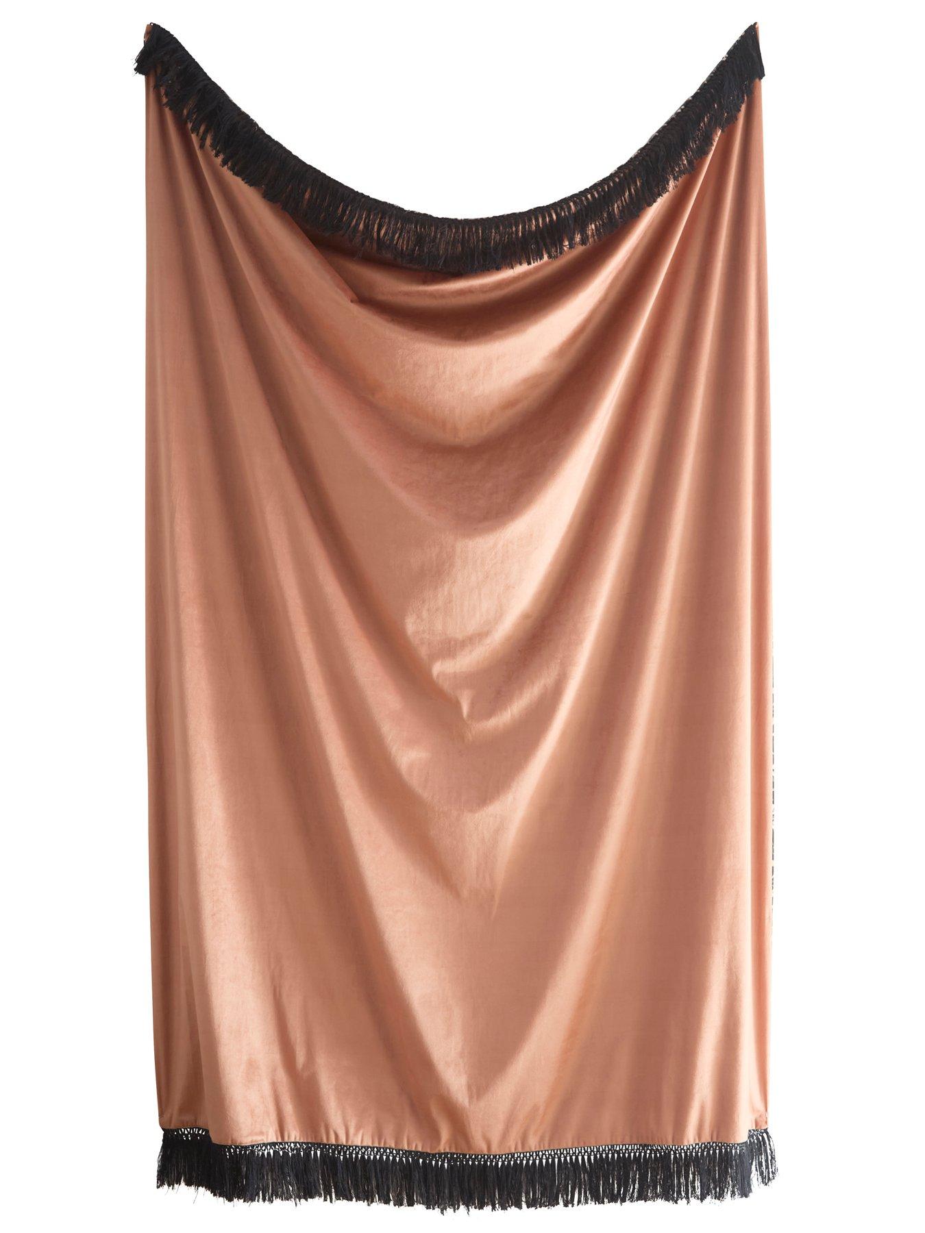 Image 3 of 6 of Laurence Llewelyn-Bowen Josephine Velvet Throw