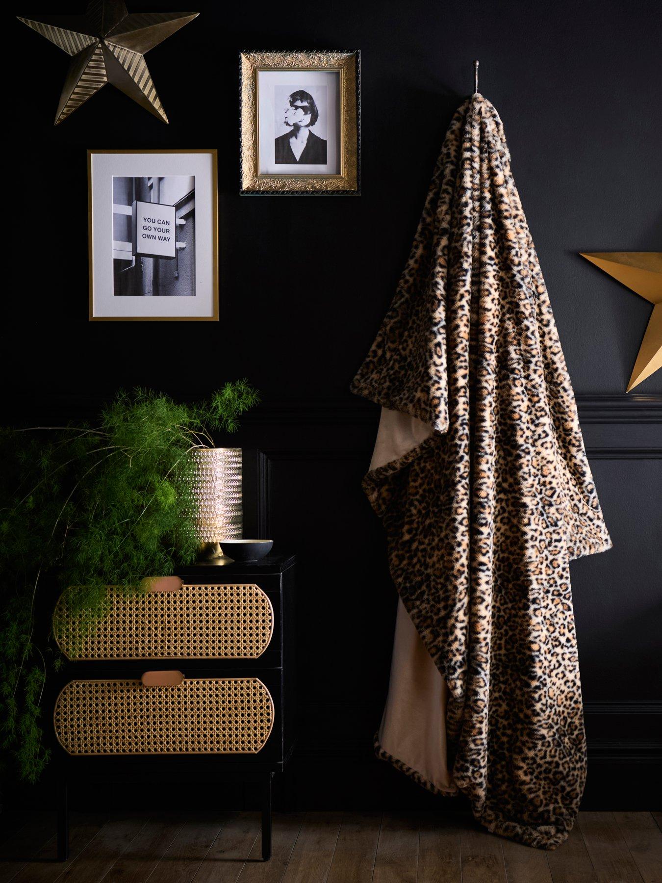 undefined Leopard Throw -fleece 150cm X 200cm Throw