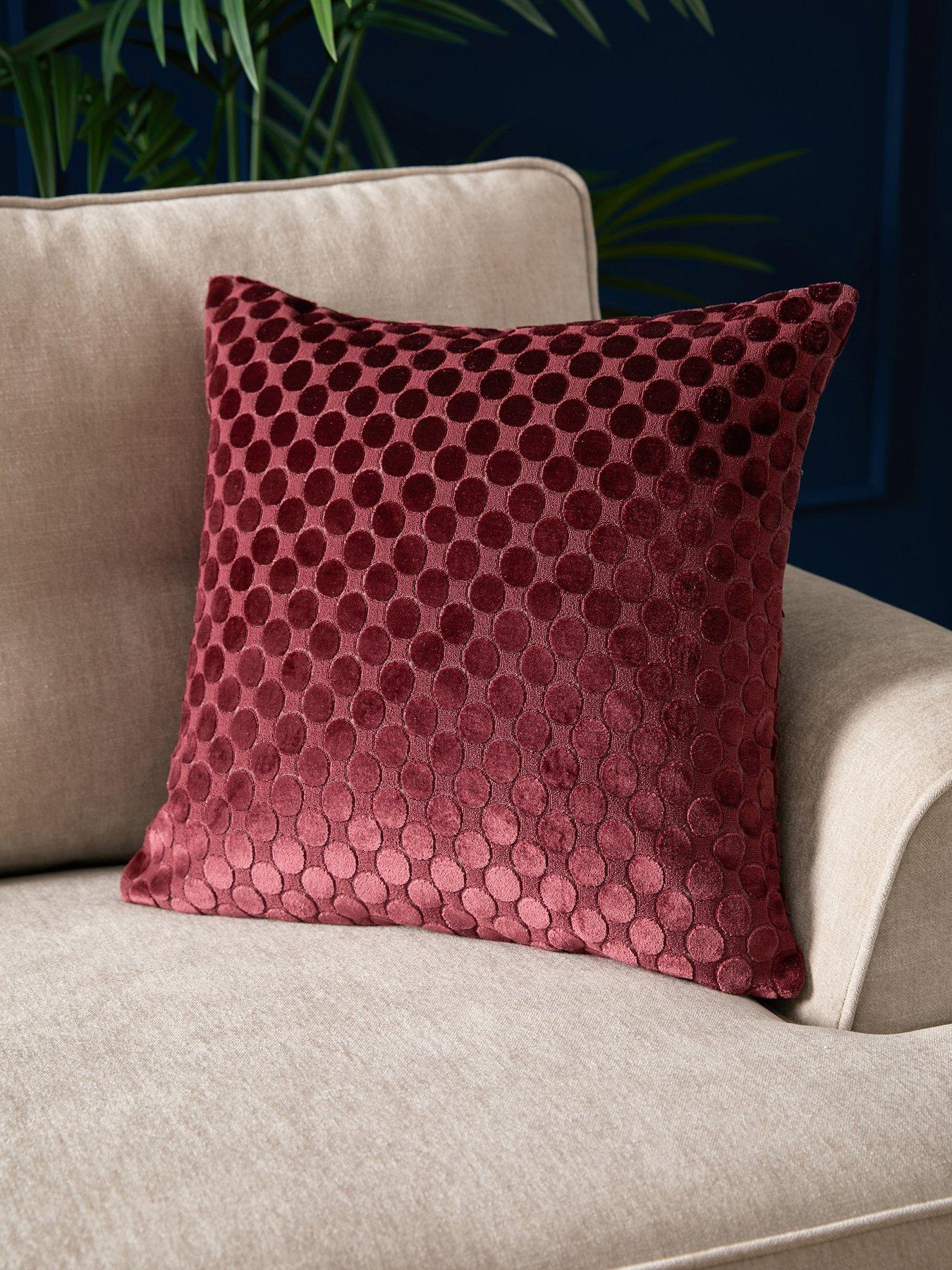 Soiree Velvet Spot -velvet 43 X 43cm Filled Cushion