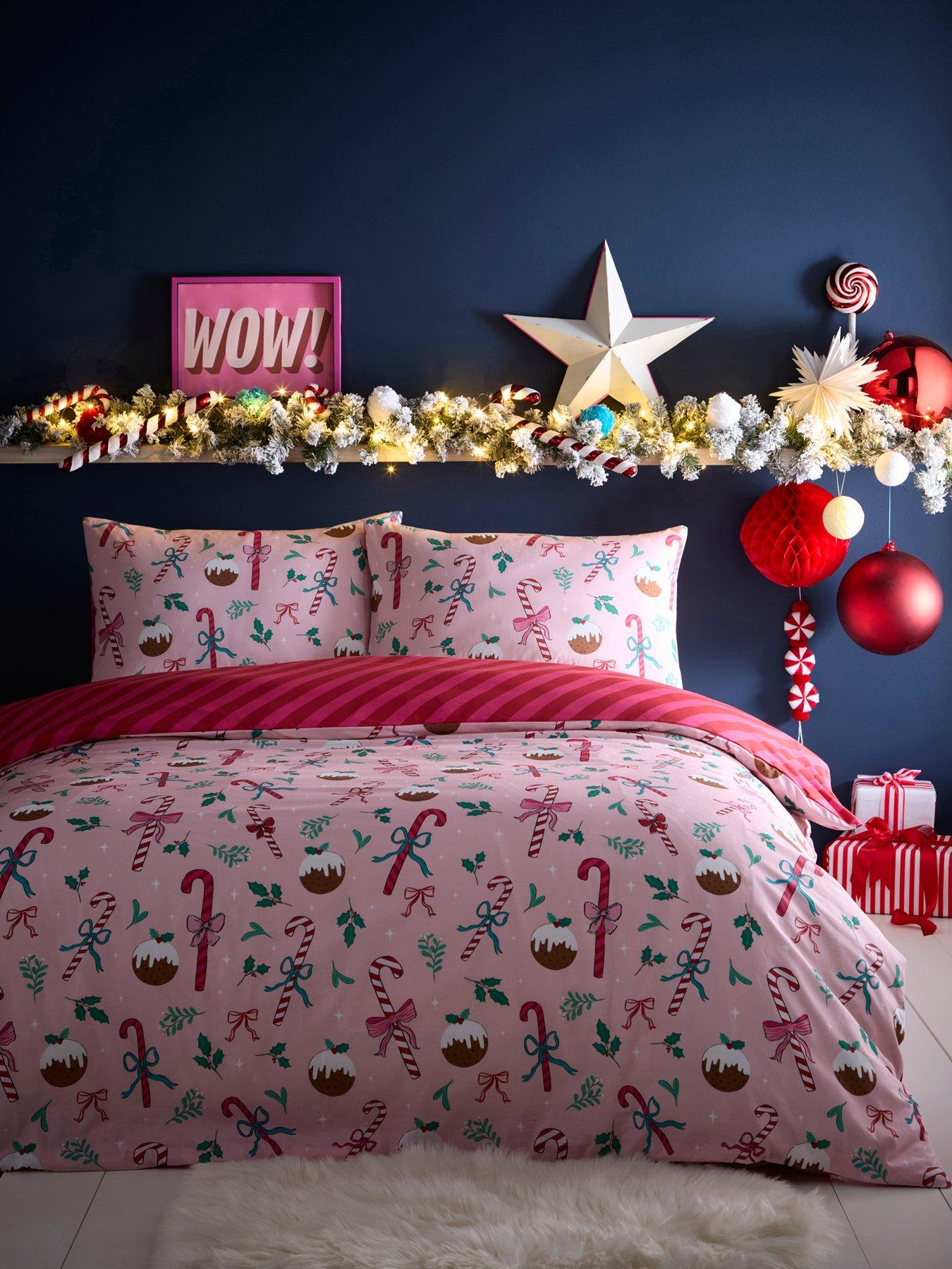 Fusion Festive Fancy Christmas Duvet Cover – Double Size 200x200cm – Reversible Pink Bedding with Candy Cane & Mistletoe Print – 2 Pillowcases – Soft Cotton Blend - Image 3