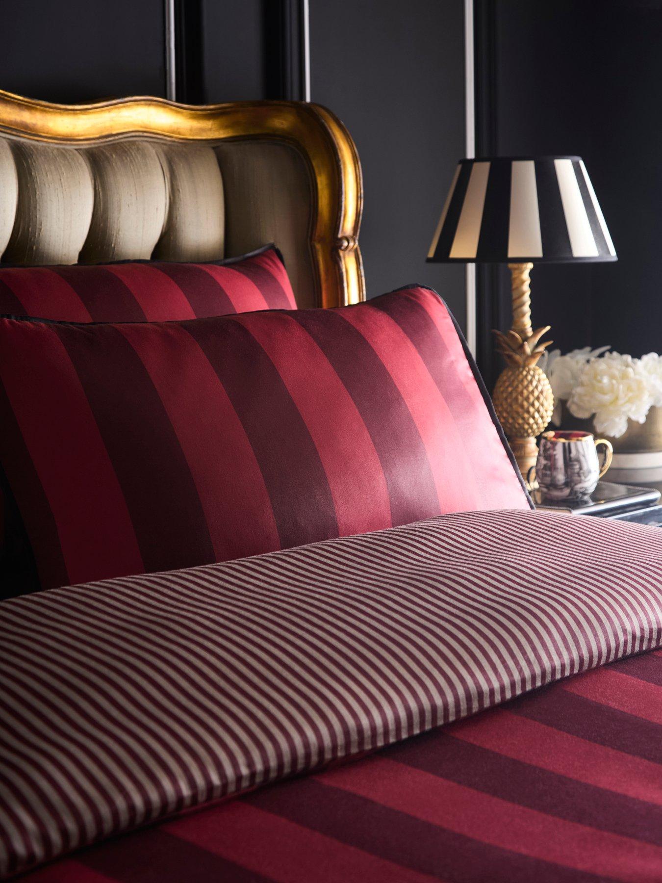 Image 3 of 4 of Laurence Llewelyn-Bowen Festivo Circus Stripe 100% Cotton Duvet Cover Set