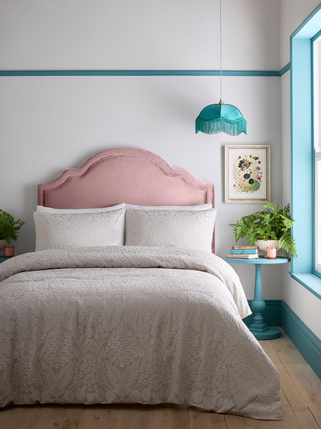 undefined Toria - Jacquard Super-king Duvet Cover Set