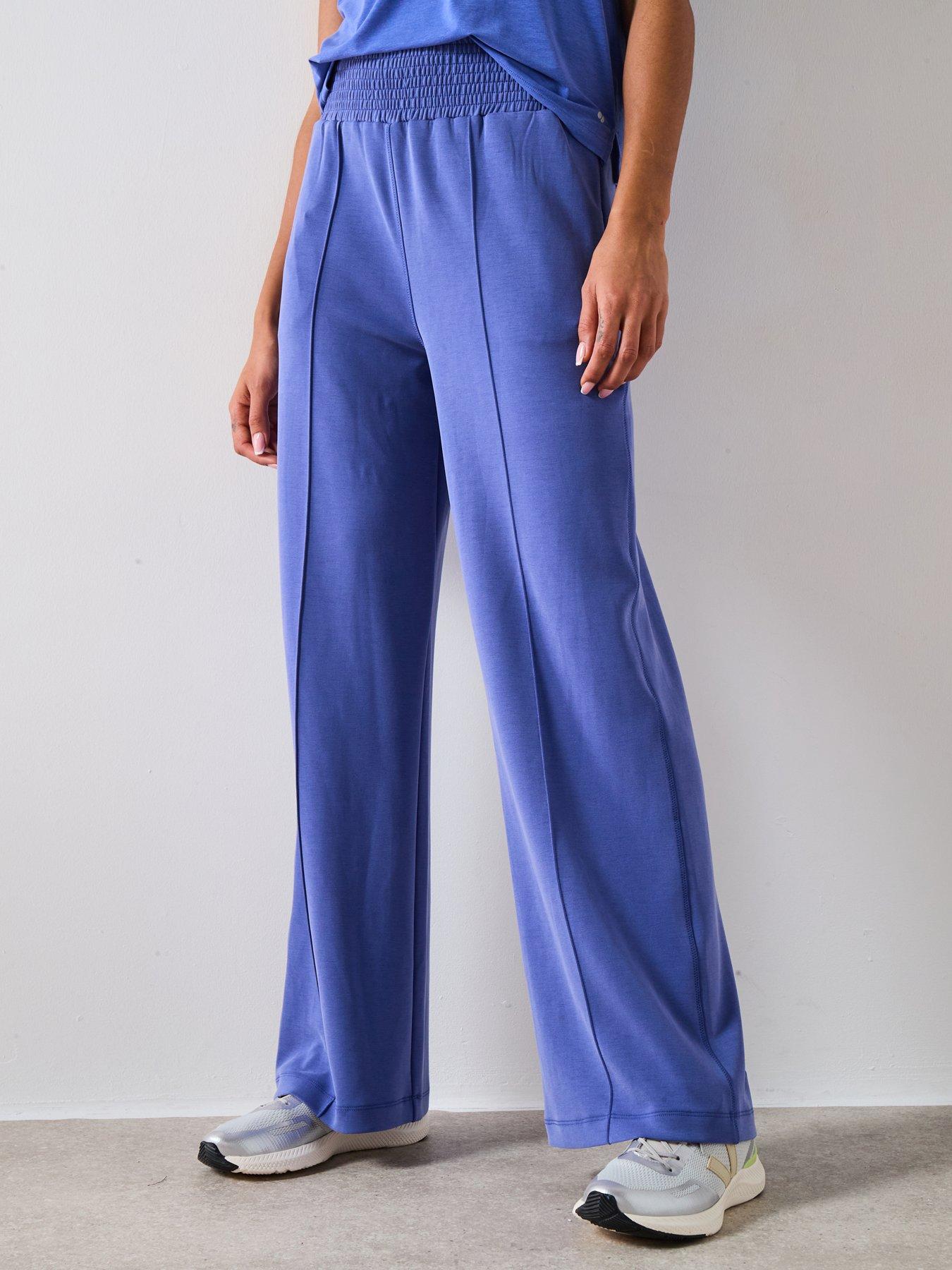 undefined Womens Training Sand Wash Cloudweight Track Pant - Blue