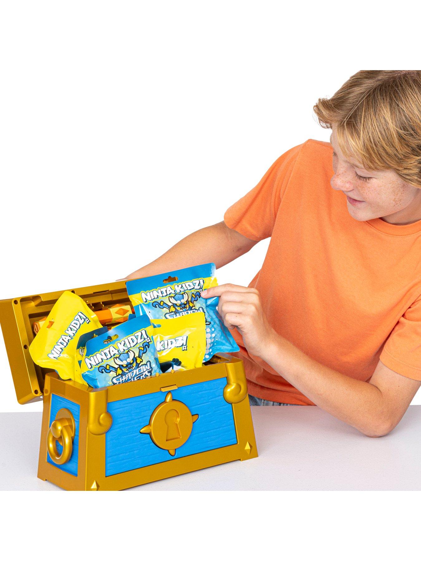Image 7 of 8 of Ninja Kidz Shadow Masters Mystery Chest