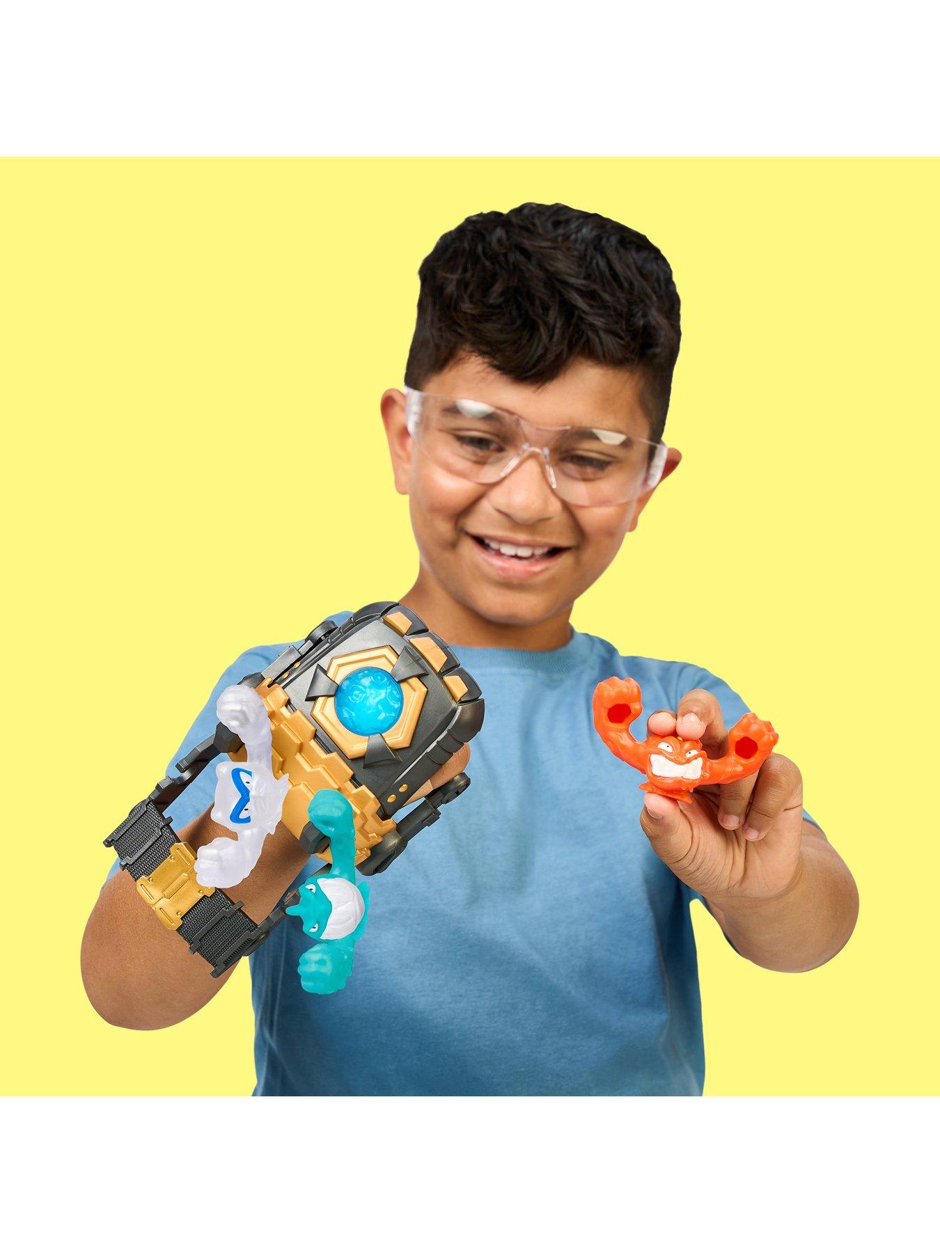 Image 4 of 8 of Heroes of Goo Jit Zu Meteor Madness Goo Slinger Mega Launcher