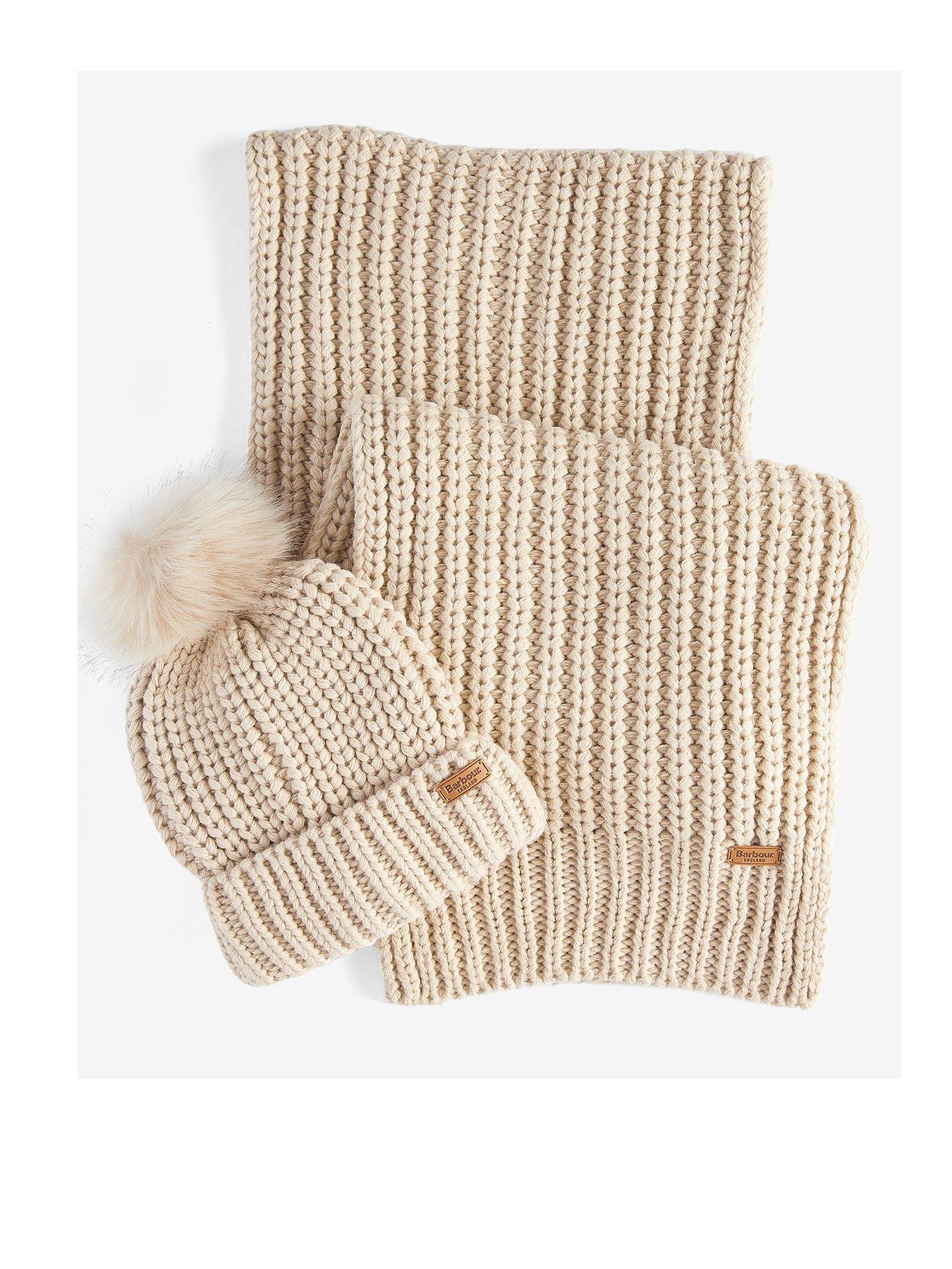 Barbour Saltburn Beanie  &  Scarf Gift Set