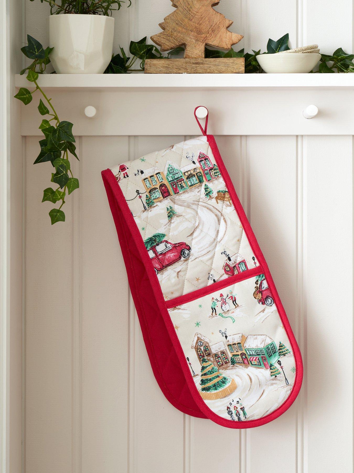 Julian Charles Natural Catherine Lansfield Christmas Town Cotton Double Oven Glove - One Size - Image 6