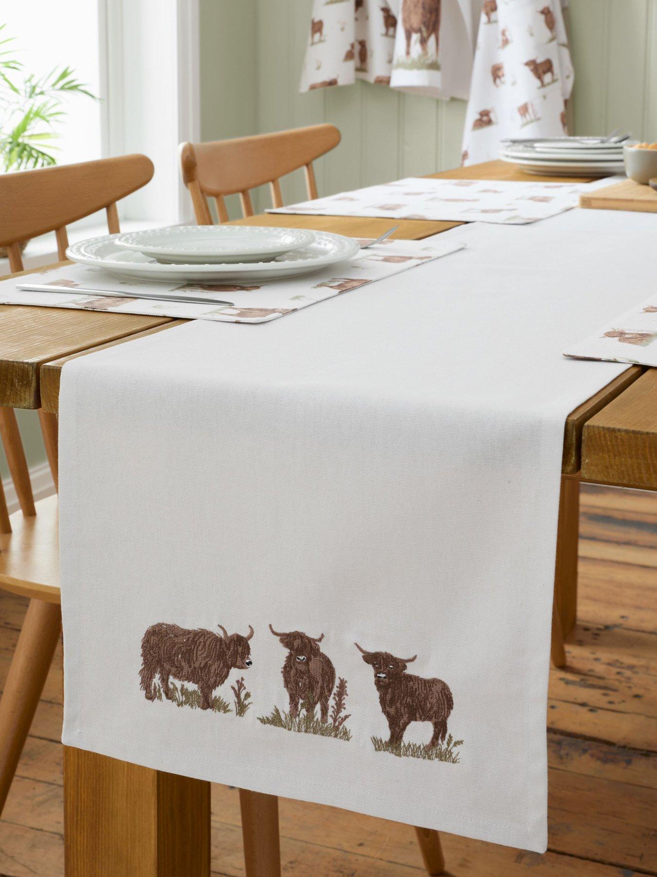 Catherine Lansfield Angus Highland Cow Runner