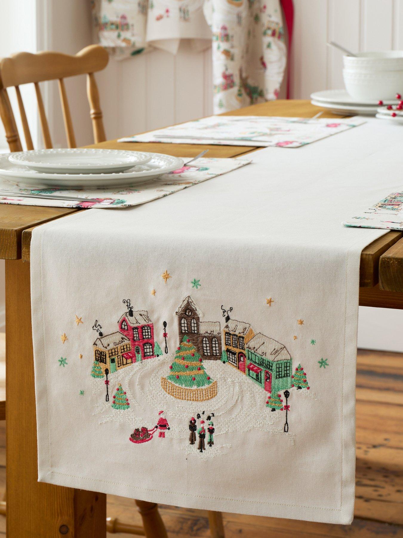 undefined Christmas Town Runner