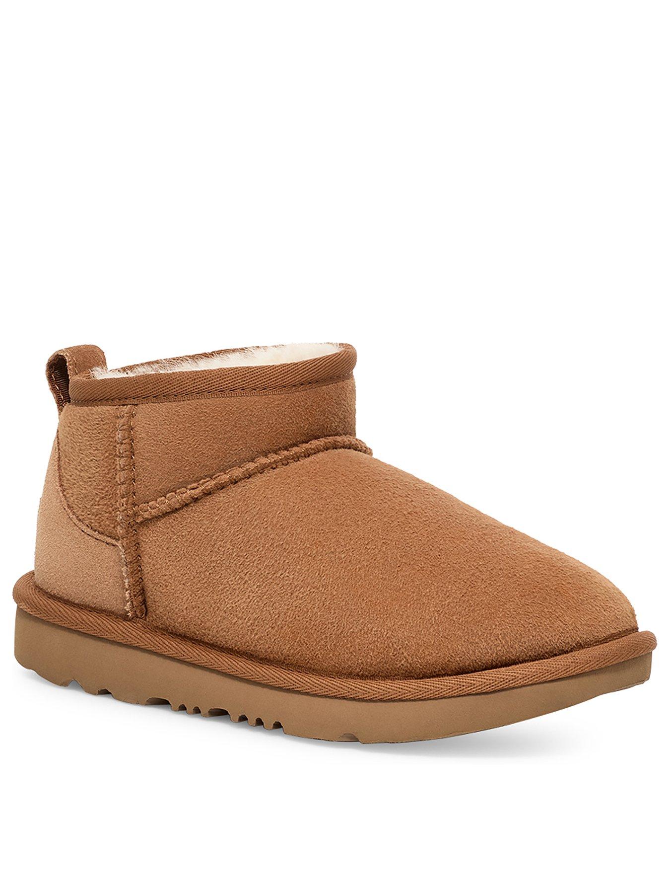Image 2 of 3 of UGG Junior / Older Kids Classic Ultra Mini - Chestnut