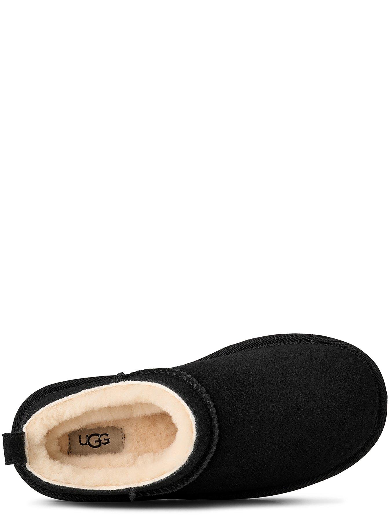 Image 4 of 5 of UGG Junior Classic Micro - Black