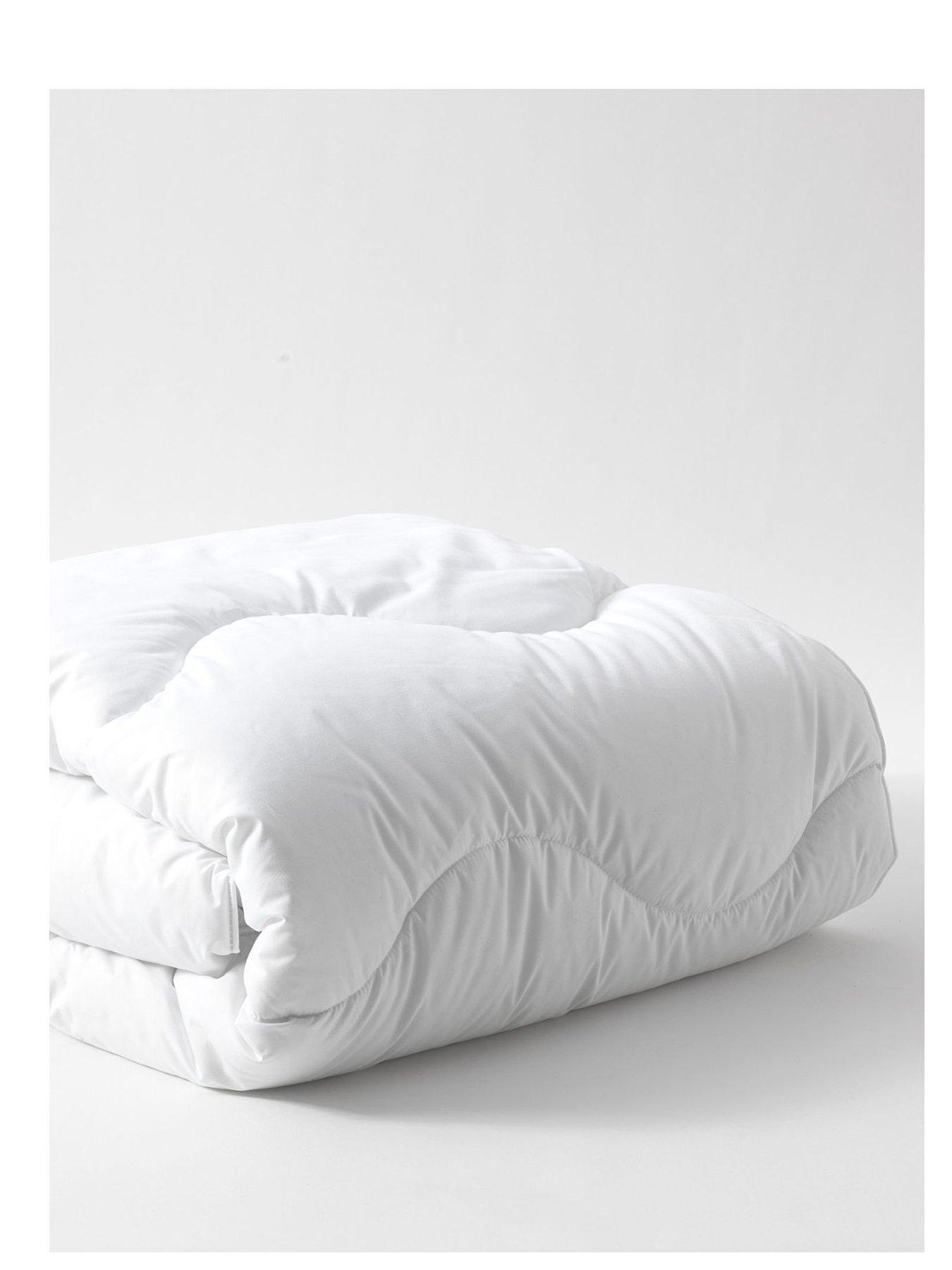 The Fine Bedding Company Allergy Defence Anti Allergy 10.5 Tog Duvet