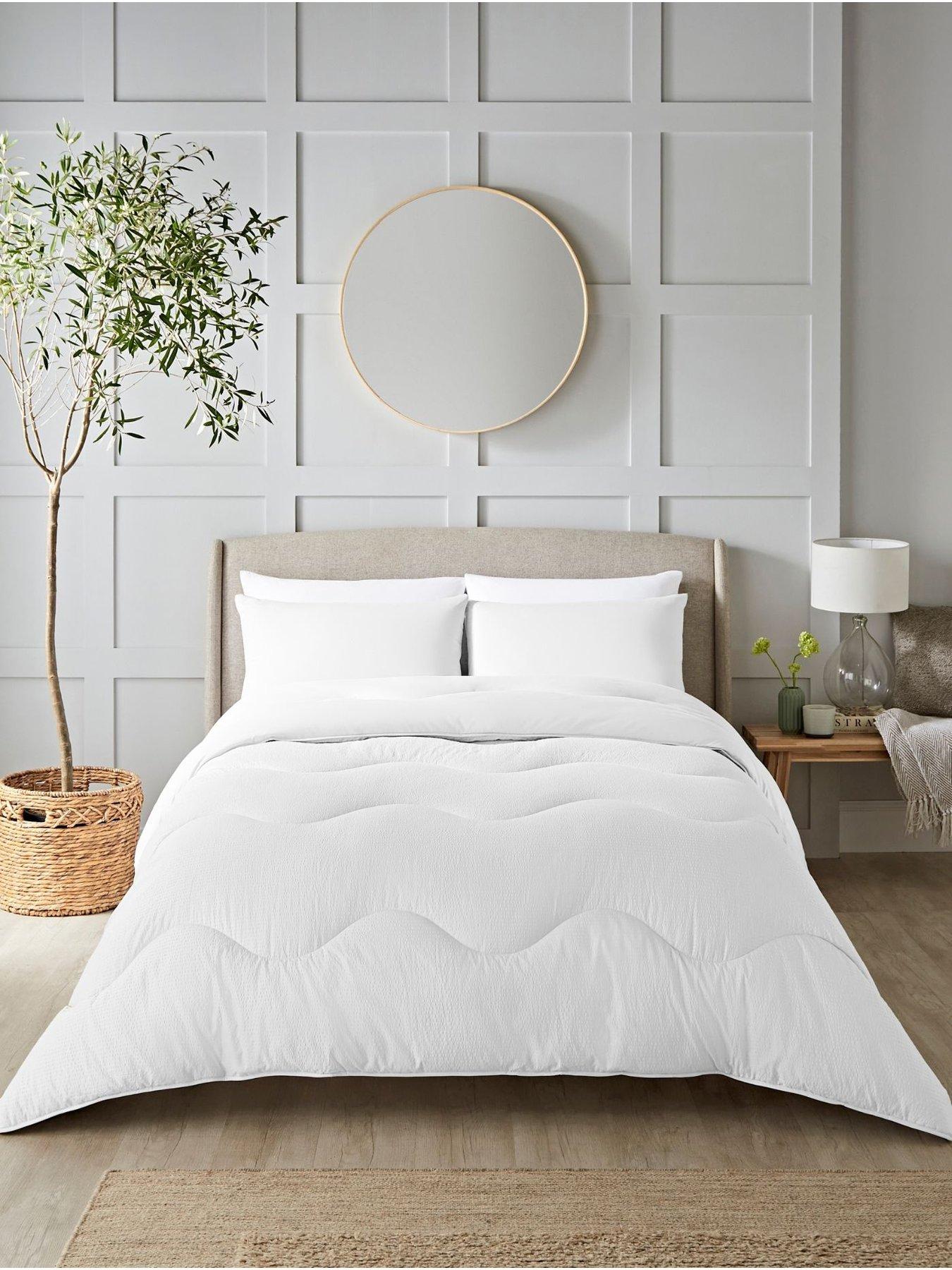 Night Lark Seersucker Bound 4.5 Tog Coverless Duvet Set