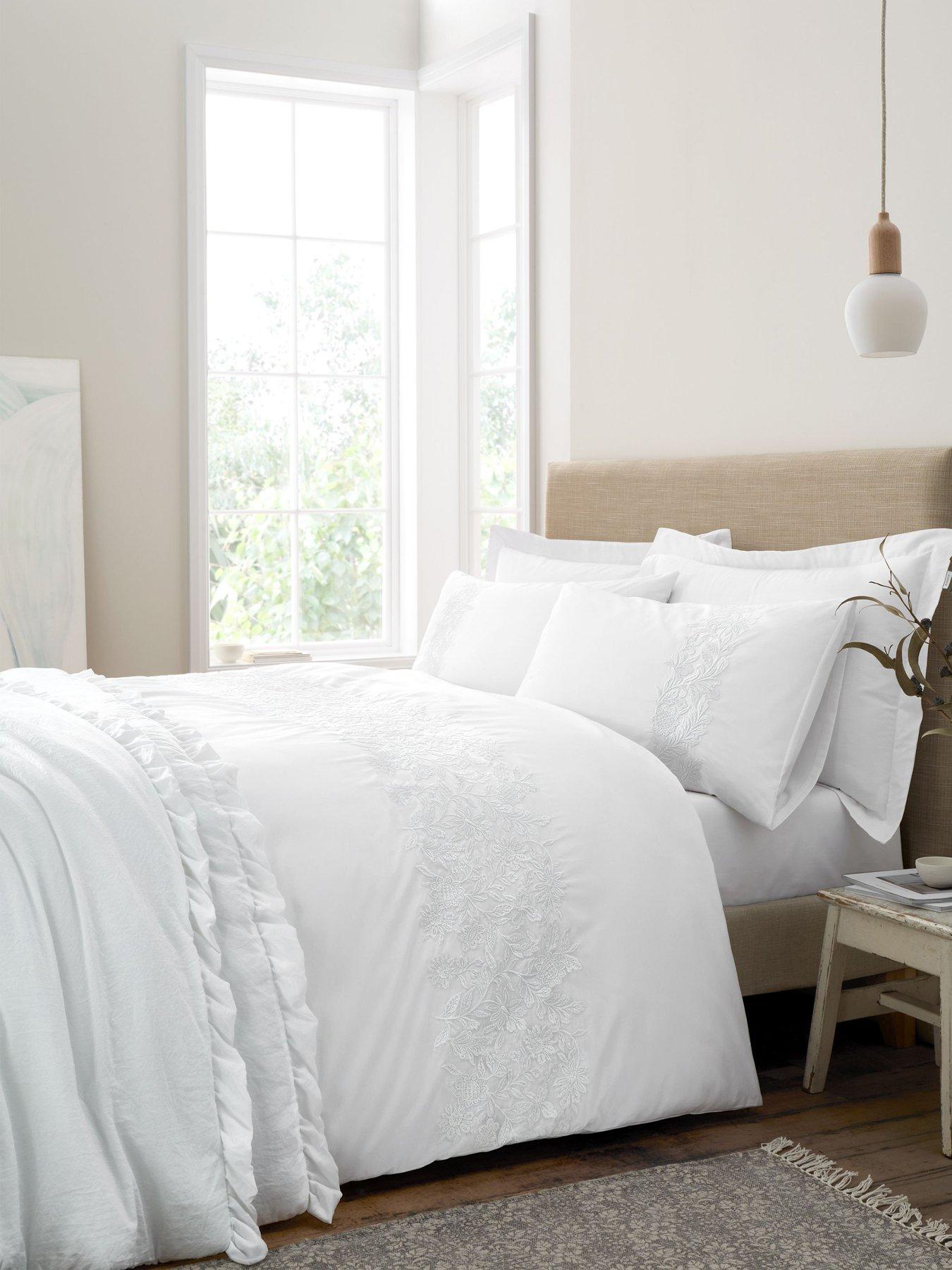 Bianca Embroidery Floral 200 Thread Count Cotton Duvet Set White