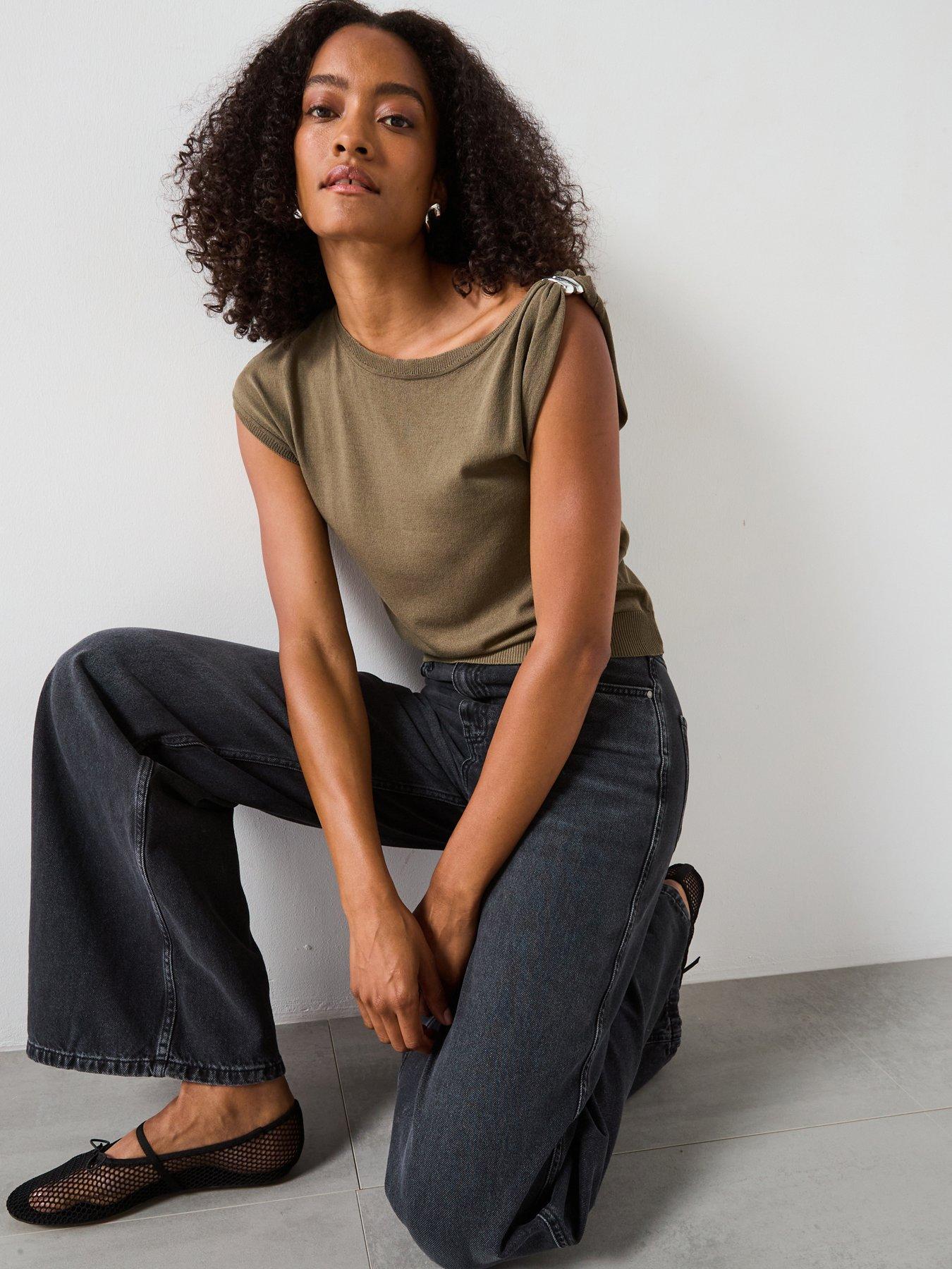undefined Fine Knit Sweater With Metallic Detail - Grey