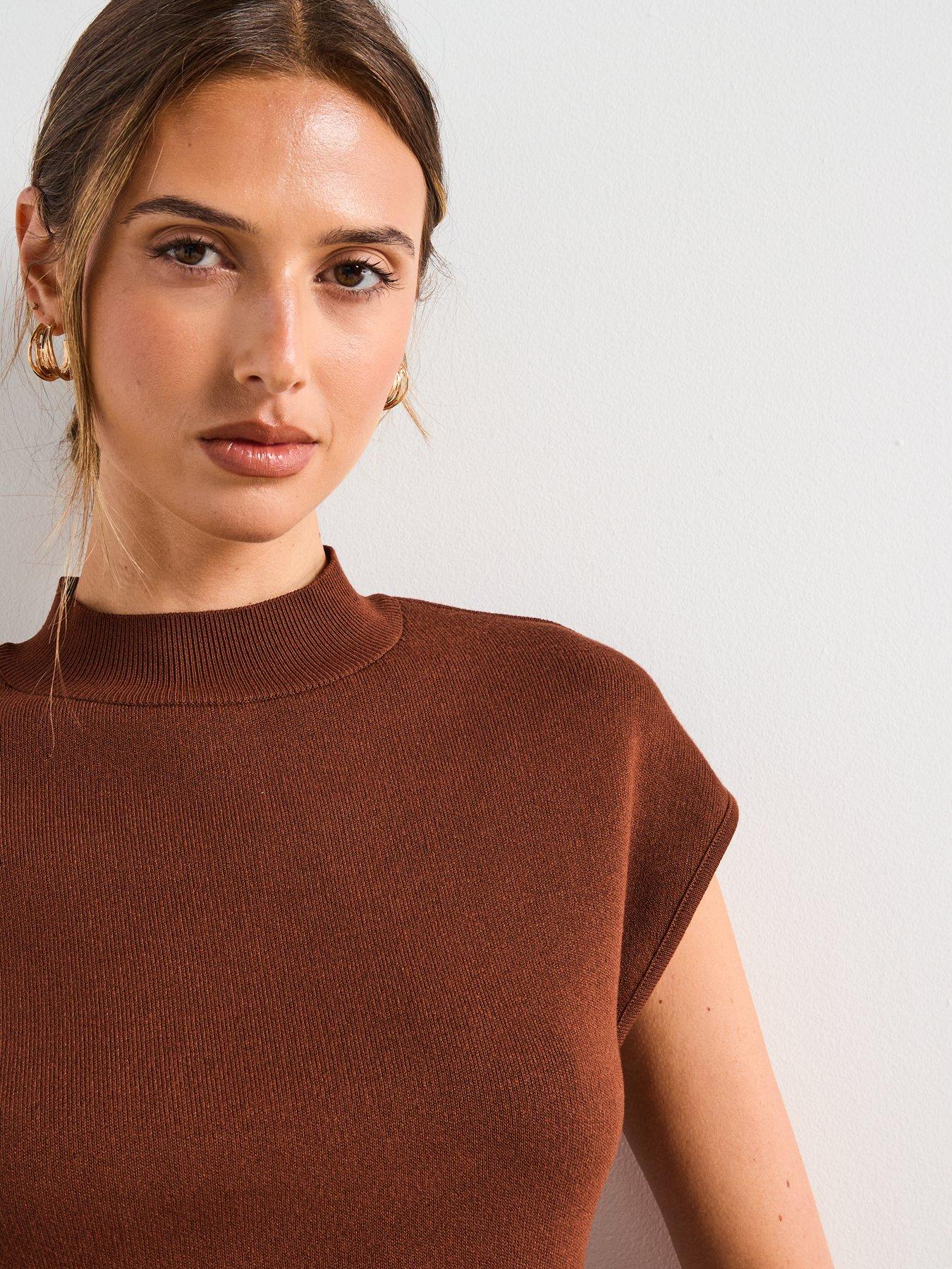 Image 5 of 6 of Mango Short-Sleeved Fine Knit Sweater - Brown