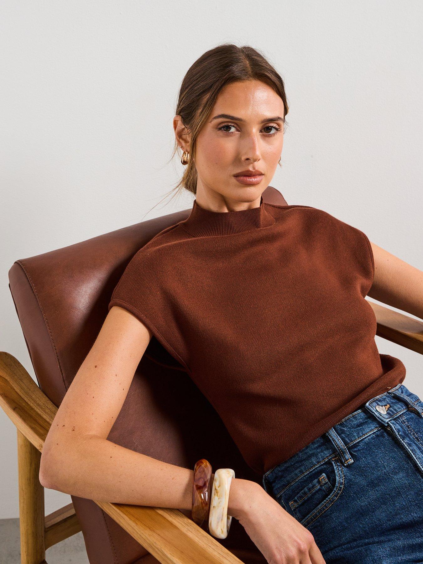 Image 6 of 6 of Mango Short-Sleeved Fine Knit Sweater - Brown