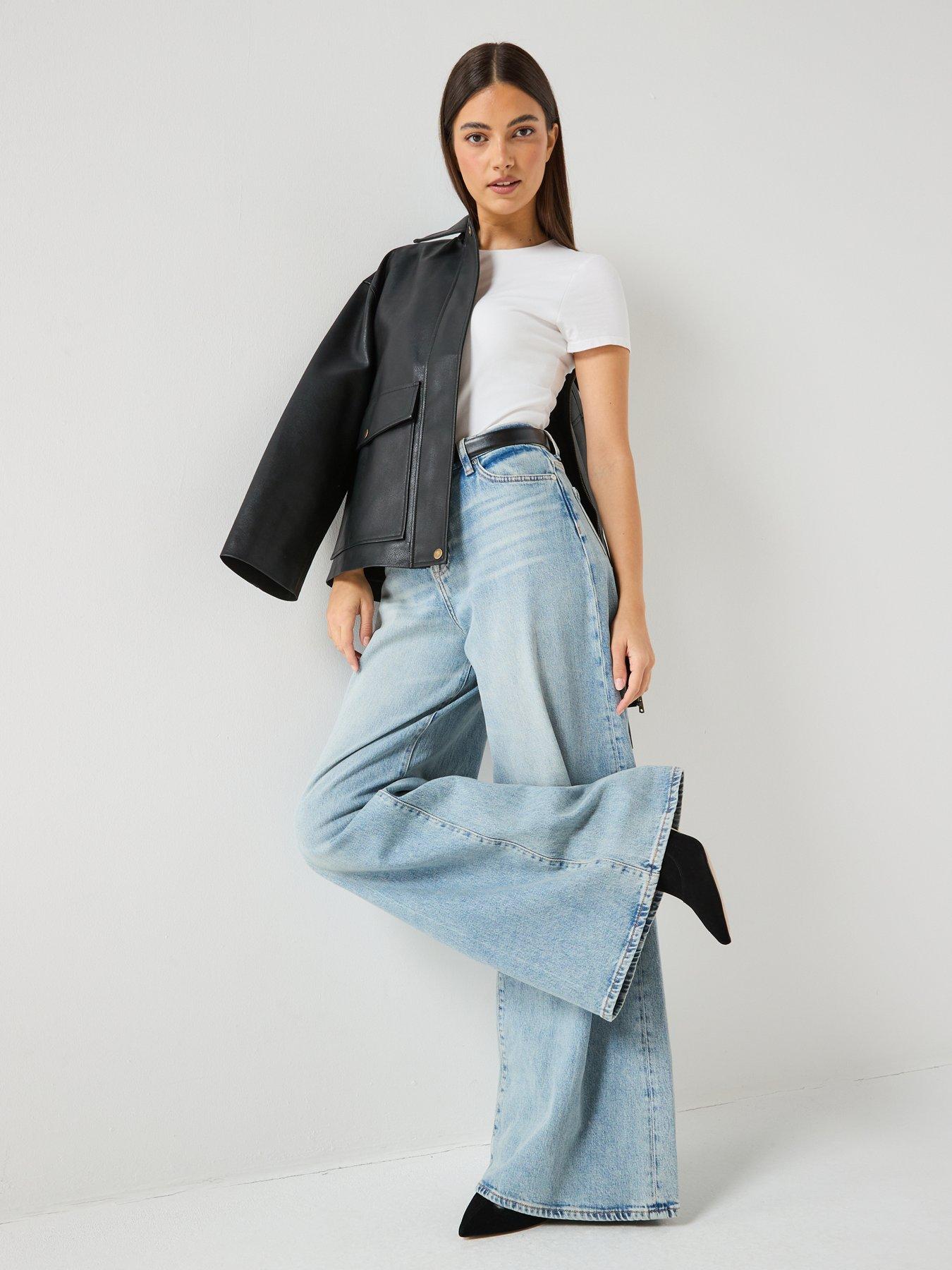 Image 5 of 6 of 7 FOR ALL MANKIND Marie Wide Leg Jeans - Light Wash